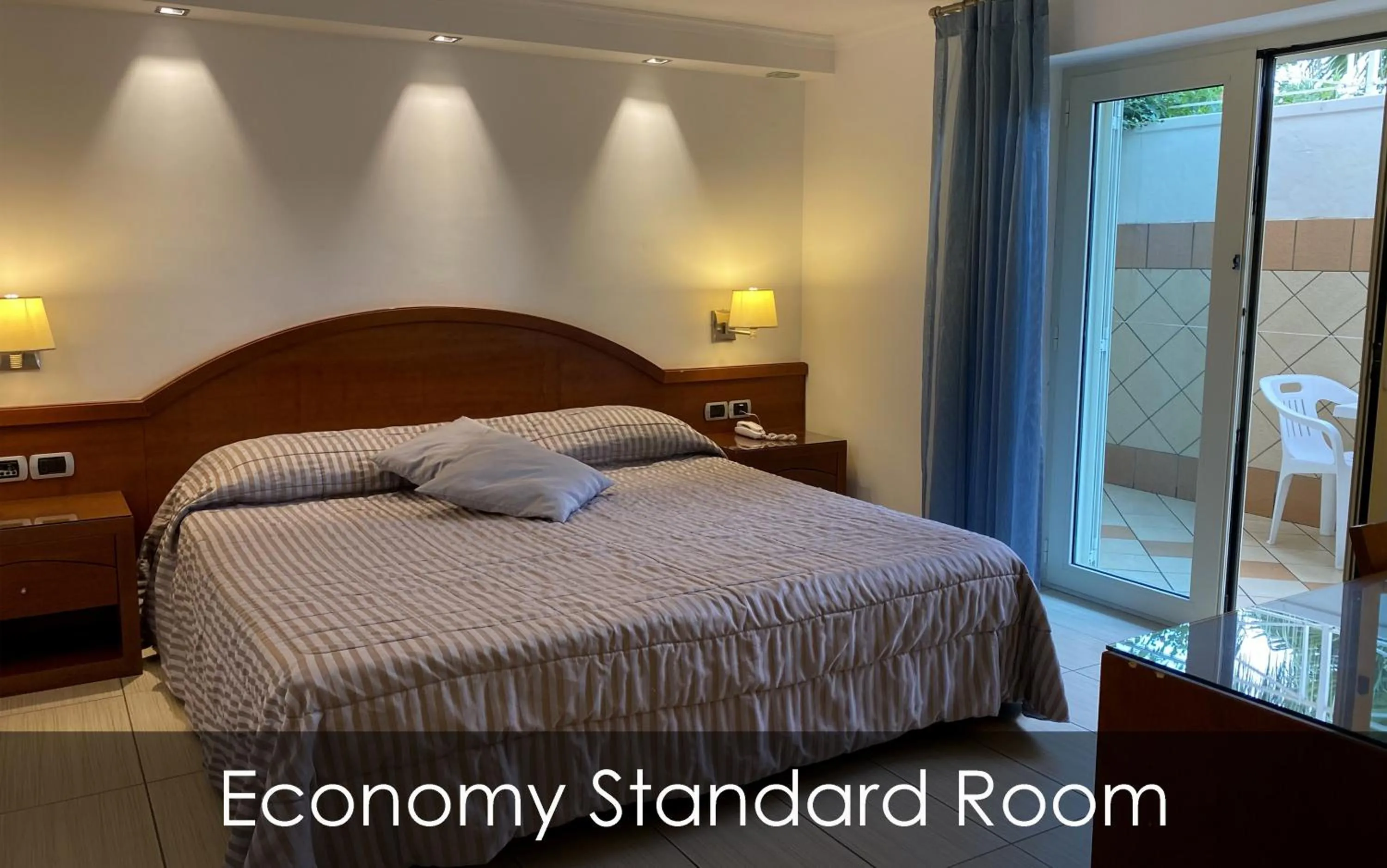 Economy Double or Twin Room - single occupancy in Hotel Olimpico
