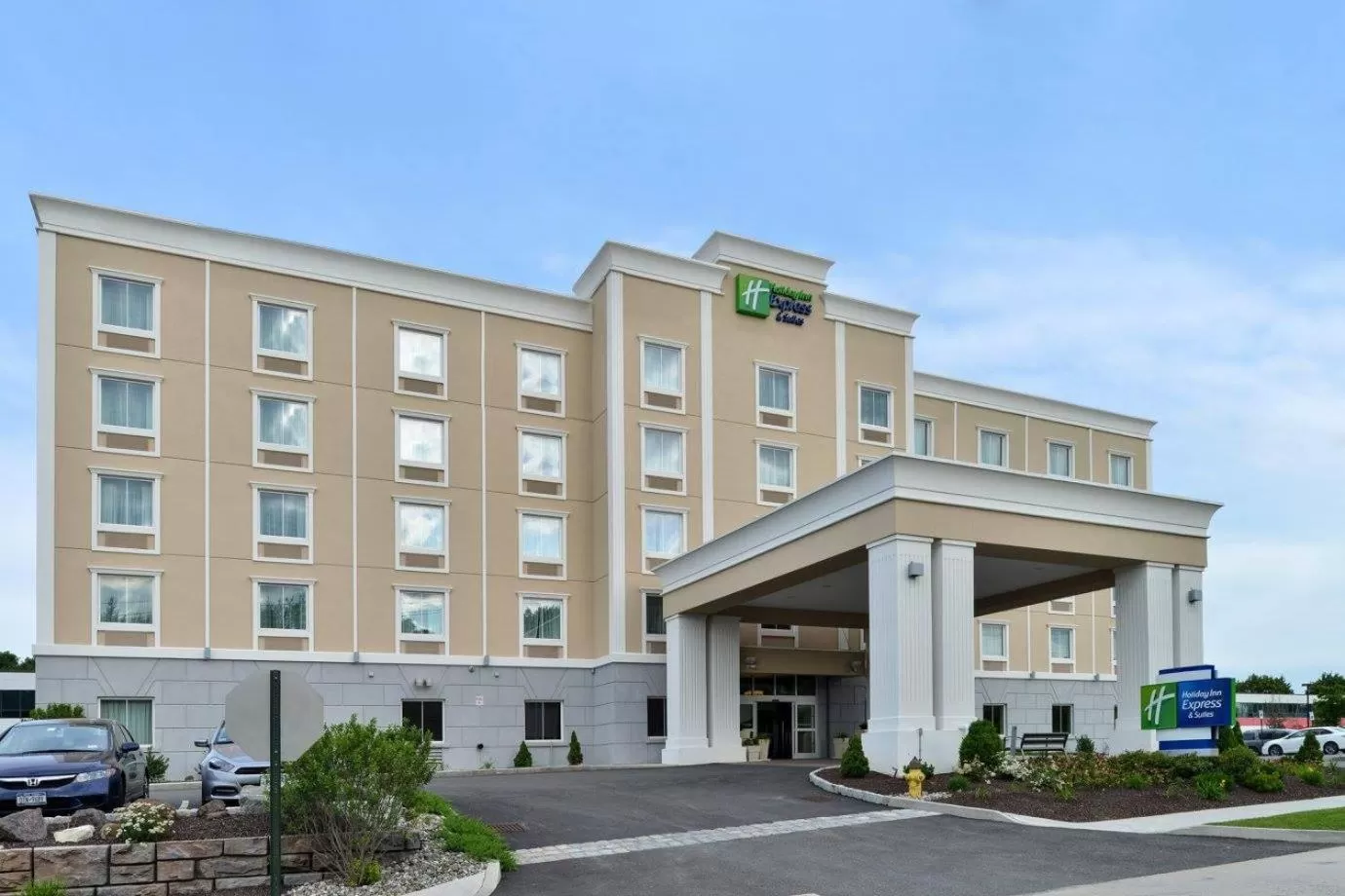Standard Room in Holiday Inn Express & Suites Peekskill-Lower Hudson Valley by IHG