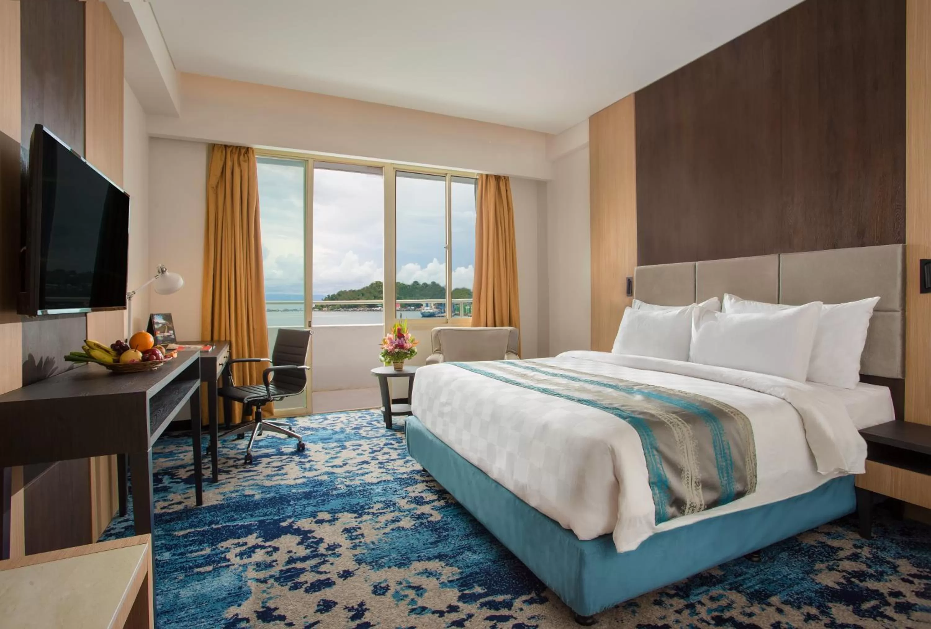 Deluxe Double Room with Balcony in Swiss-Belhotel Papua