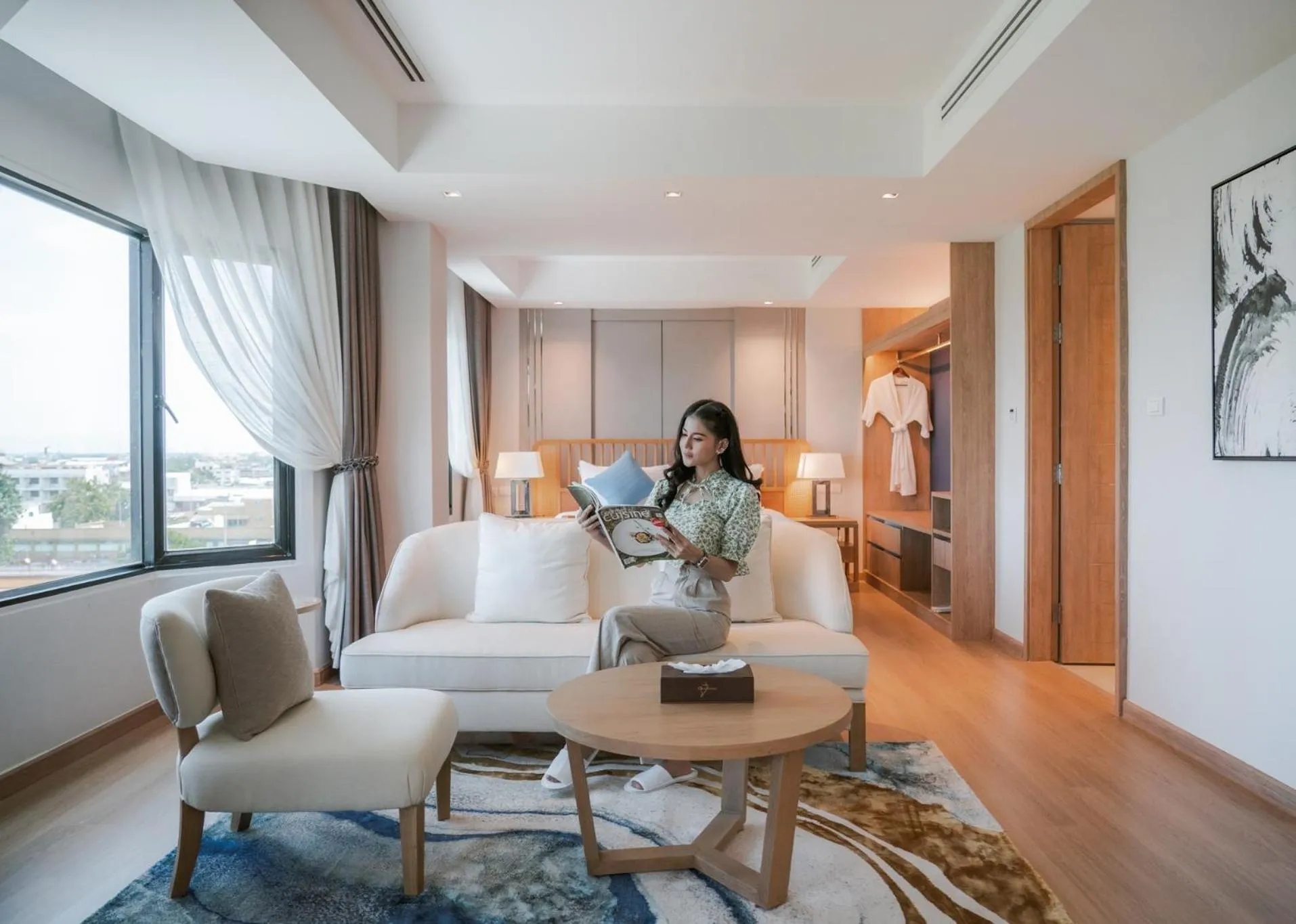 President Suite in The Grand Riverside Hotel