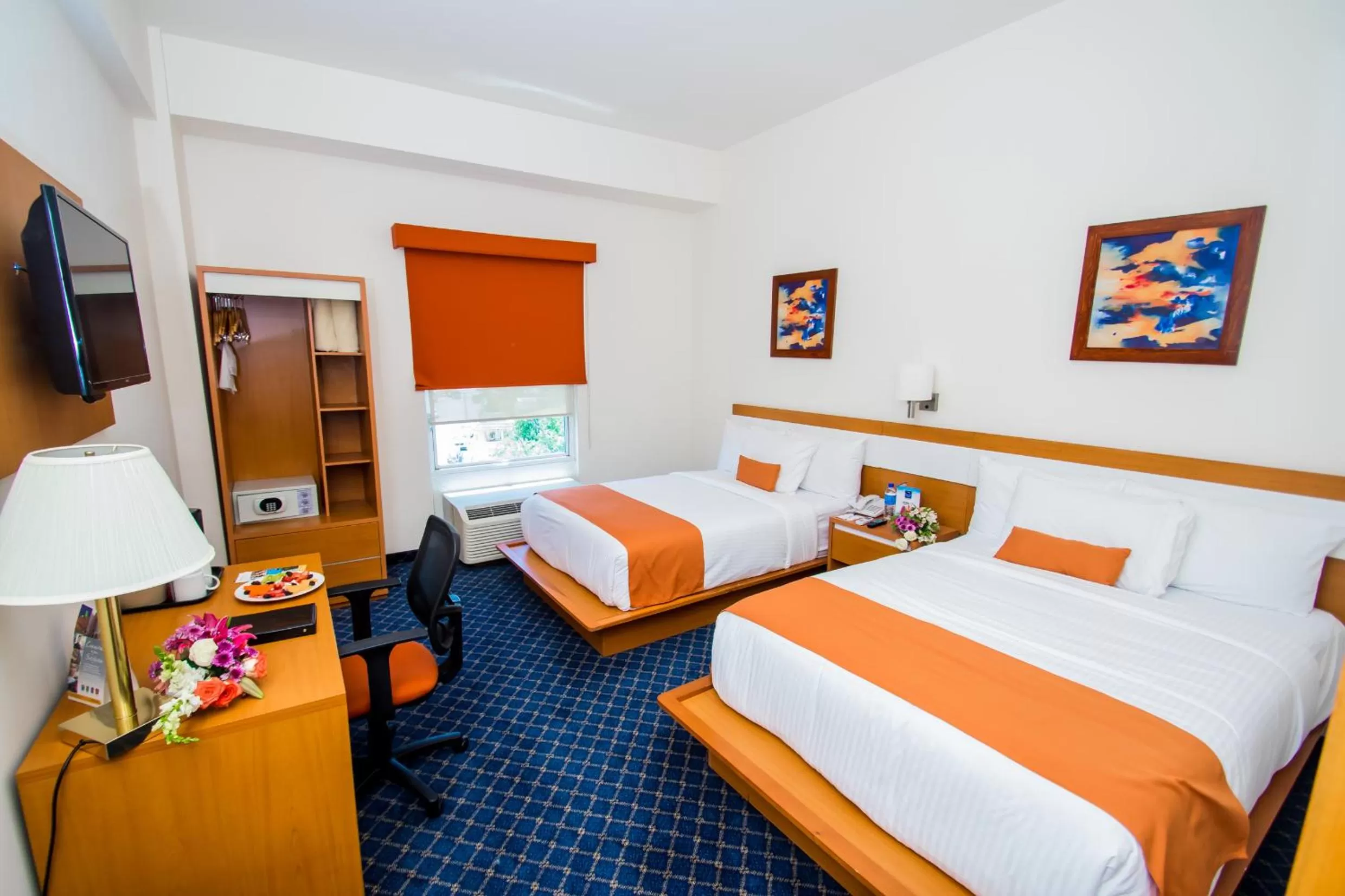 Queen Room - Non Smoking in Sleep Inn Monclova