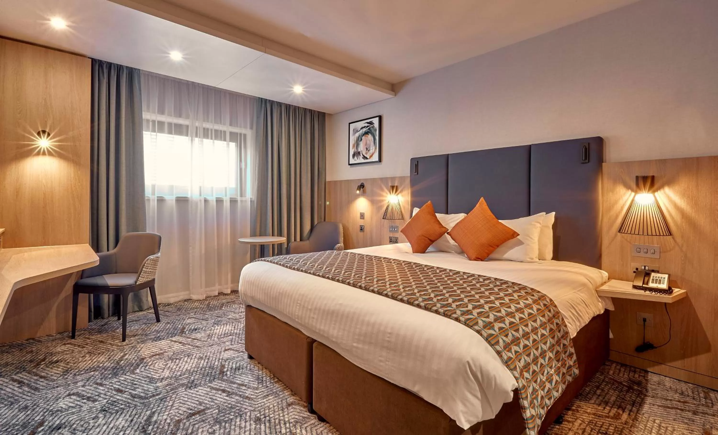 Premium King Room in Crowne Plaza Reading