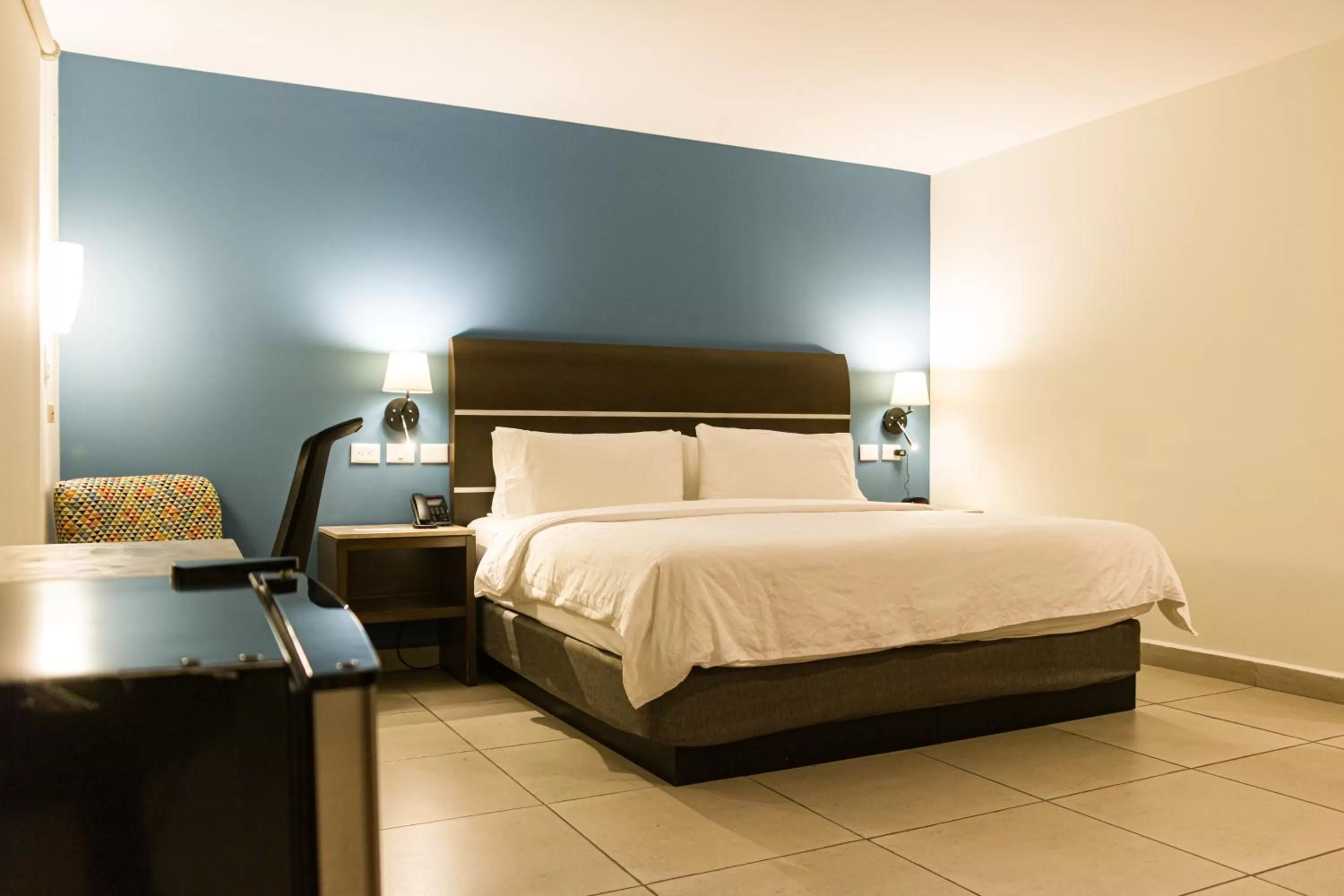 Standard King Room - Accessible in Holiday Inn Express Merida Centro by IHG