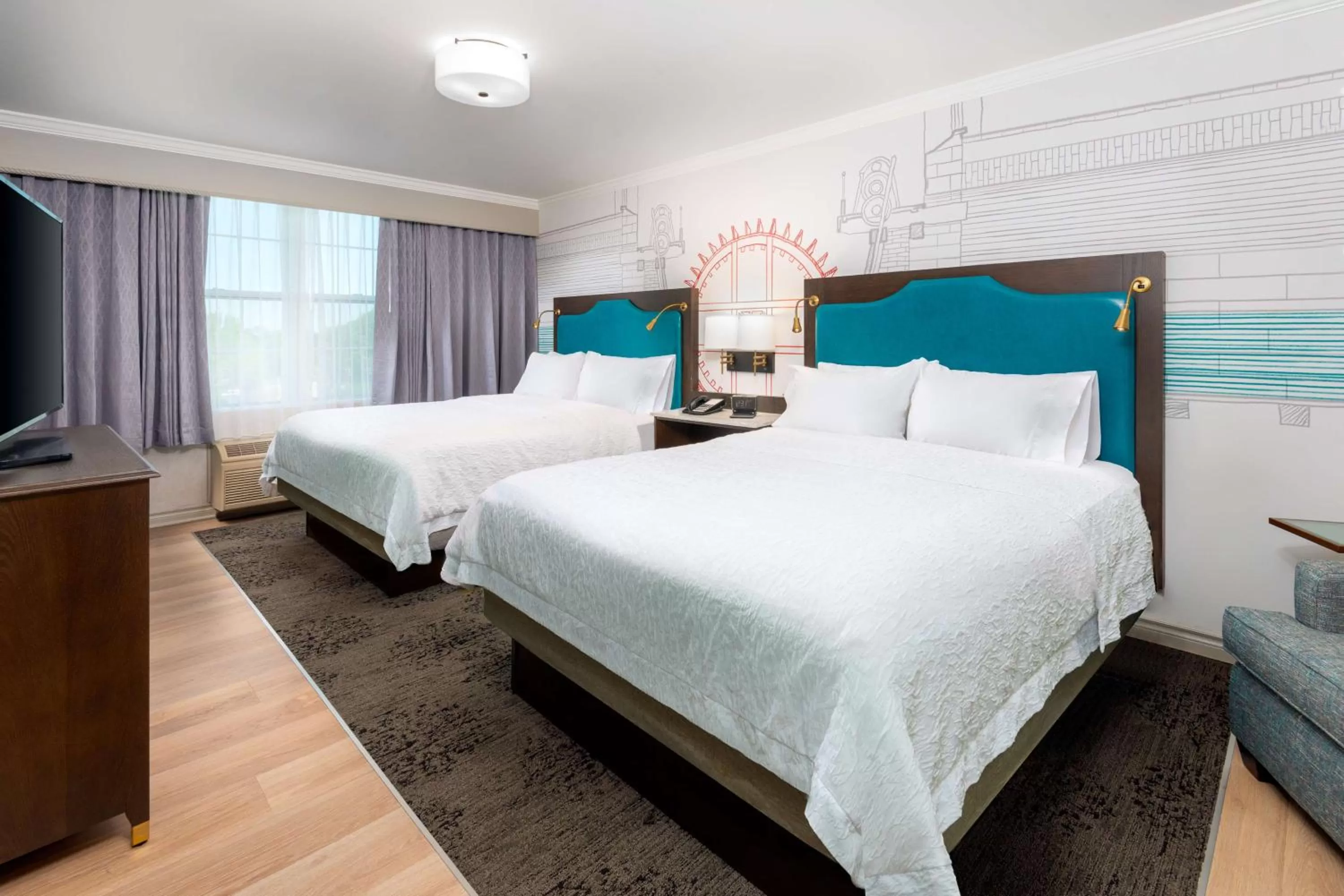 Queen Suite in Hampton Inn Buffalo-Williamsville