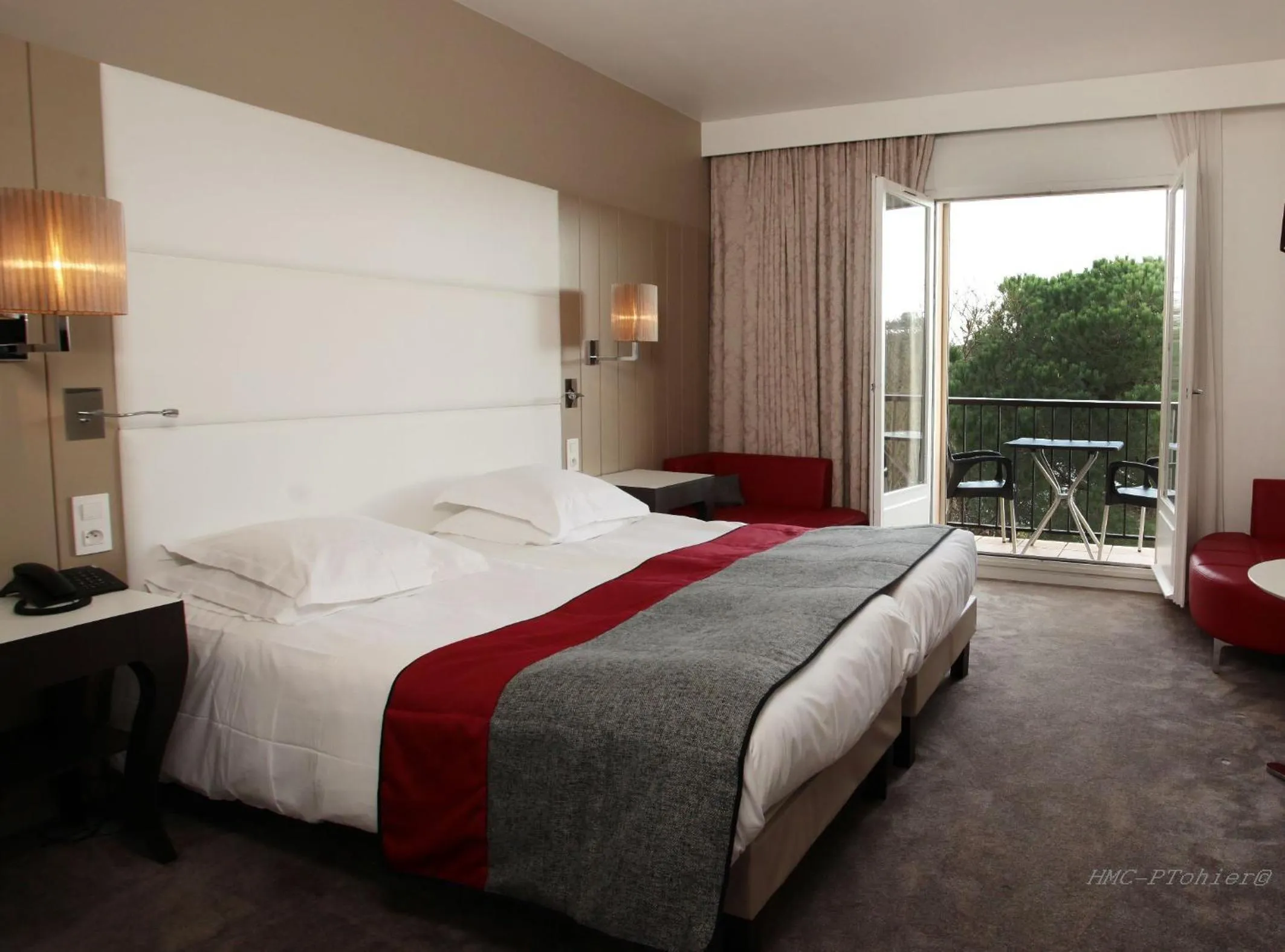 Superior Room in Hôtel et Résidence de Chiberta et du Golf