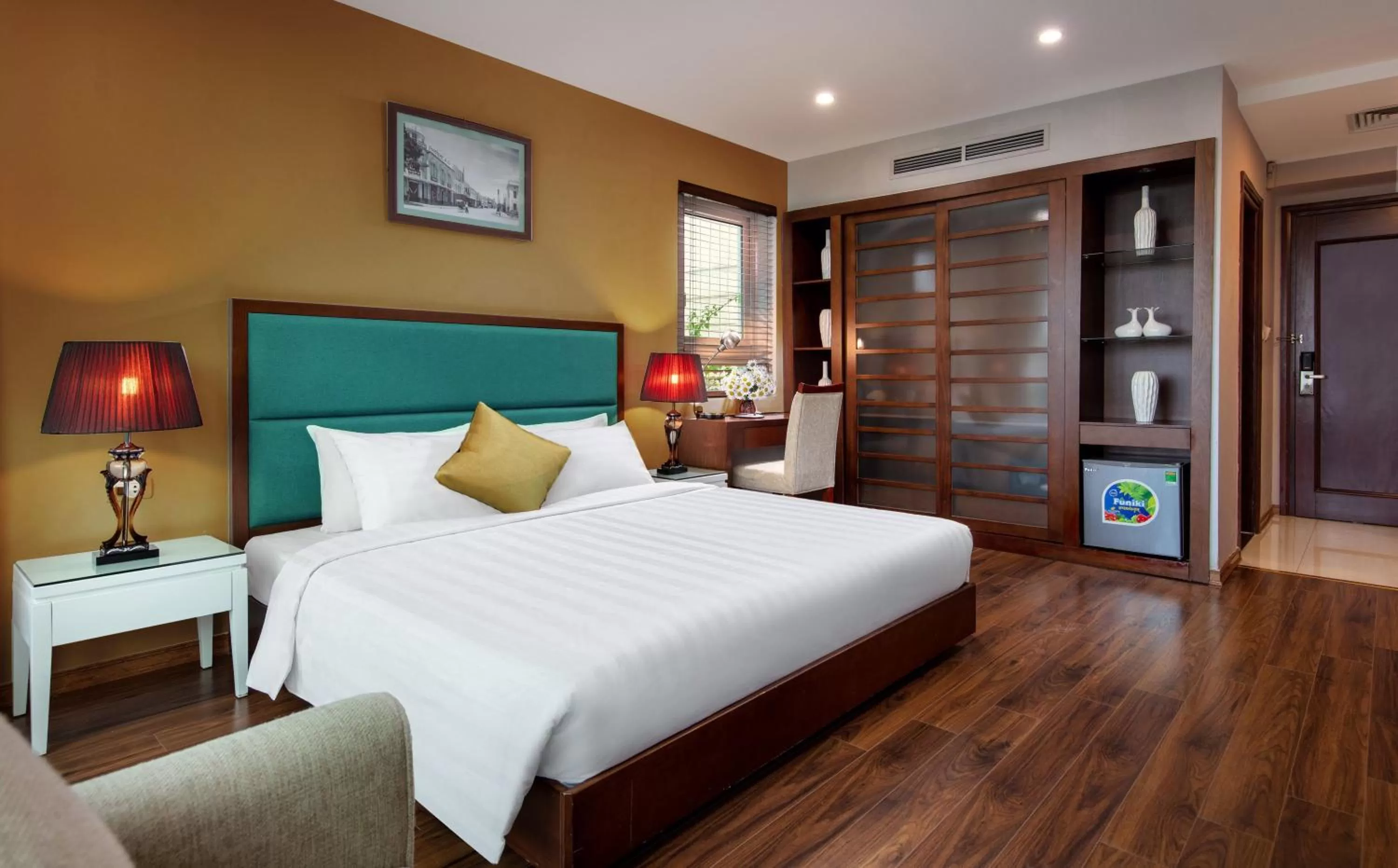 Executive Double or Twin Room with Park View in Skylark Hotel