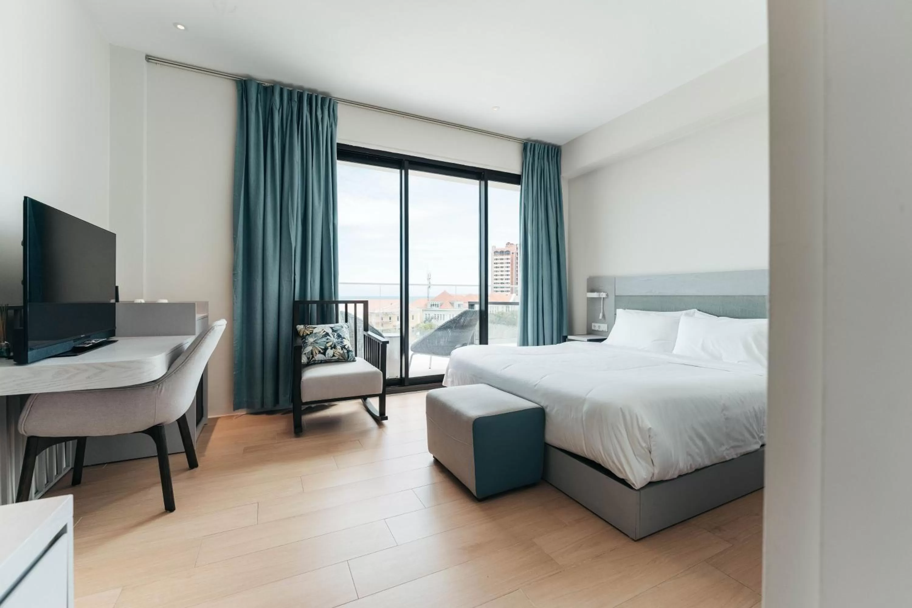 Deluxe Studio Suite in Elements Hotel & Shops Curaçao