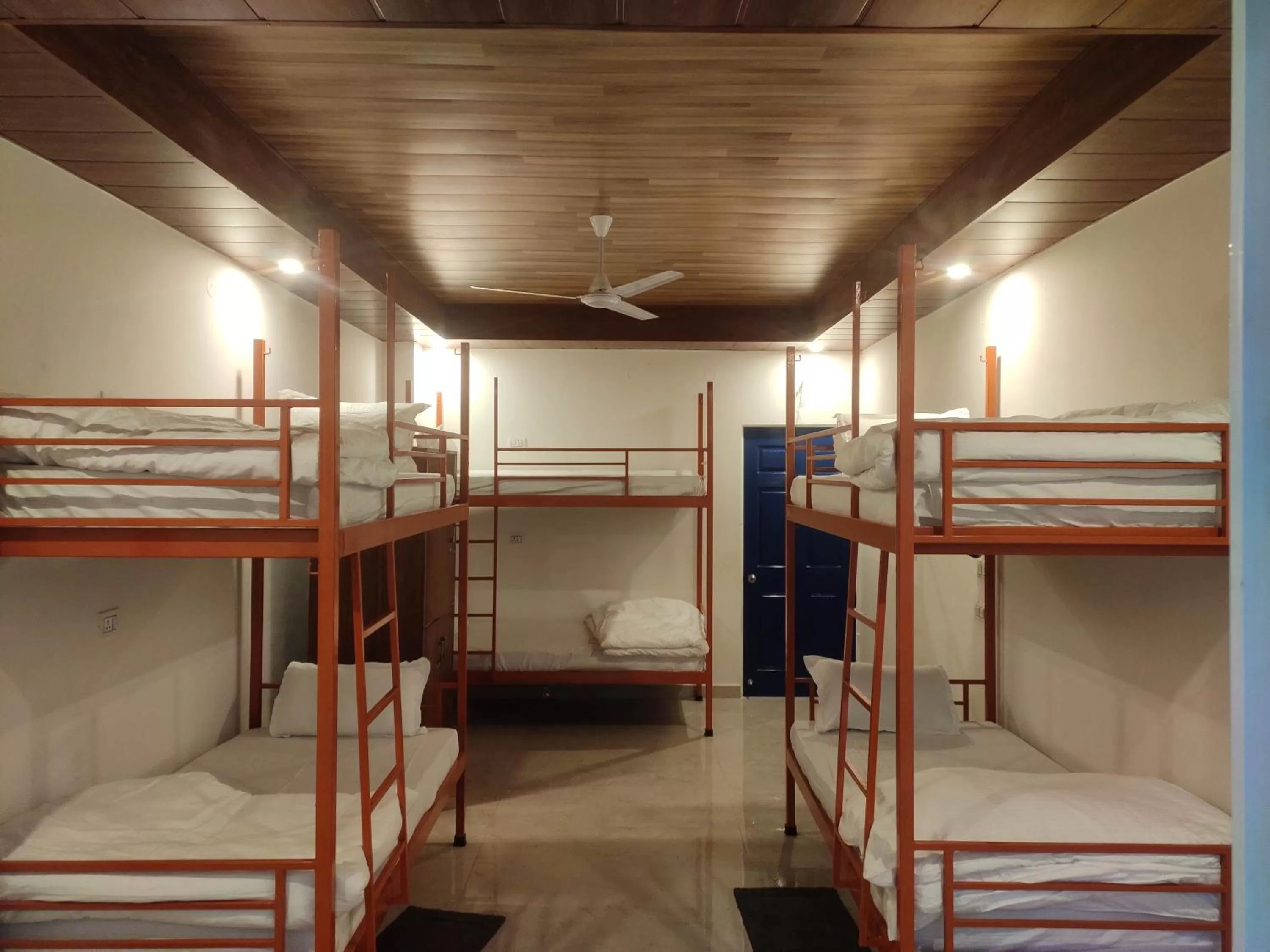 Bed in 6-Bed Dormitory Room in Hill Hoppers Hotel