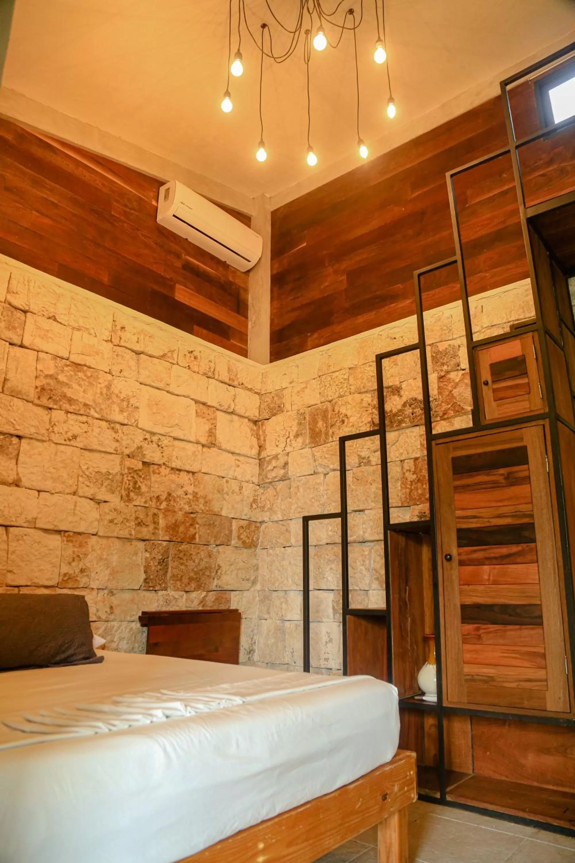 Luxury Quadruple Room in Hotel Makaabá Eco-Boutique