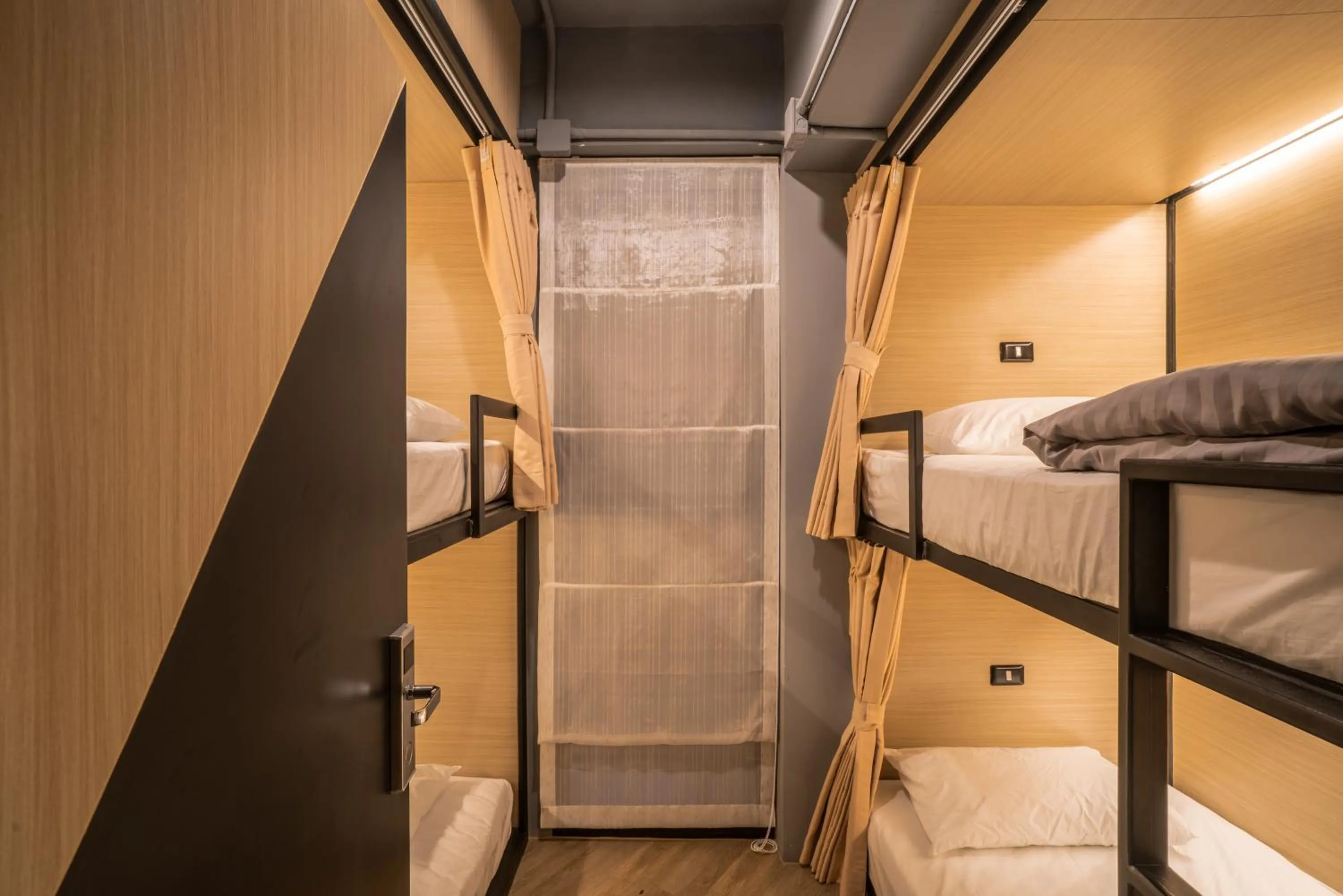 Bed in 4-Bed Female Dormitory Room in Sleep Box Patong Hostel