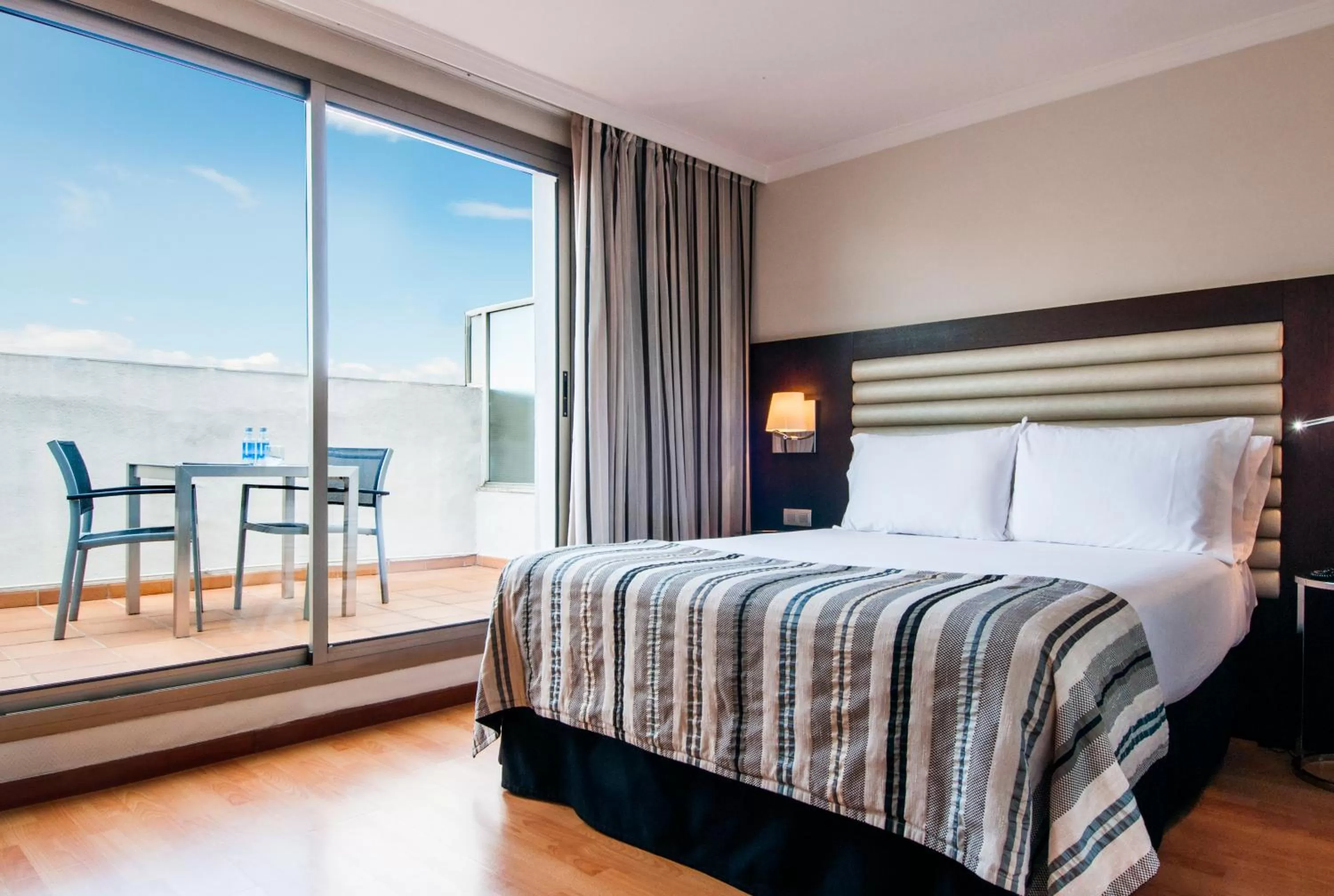 Double or Twin Room with Terrace in Exe Cristal Palace