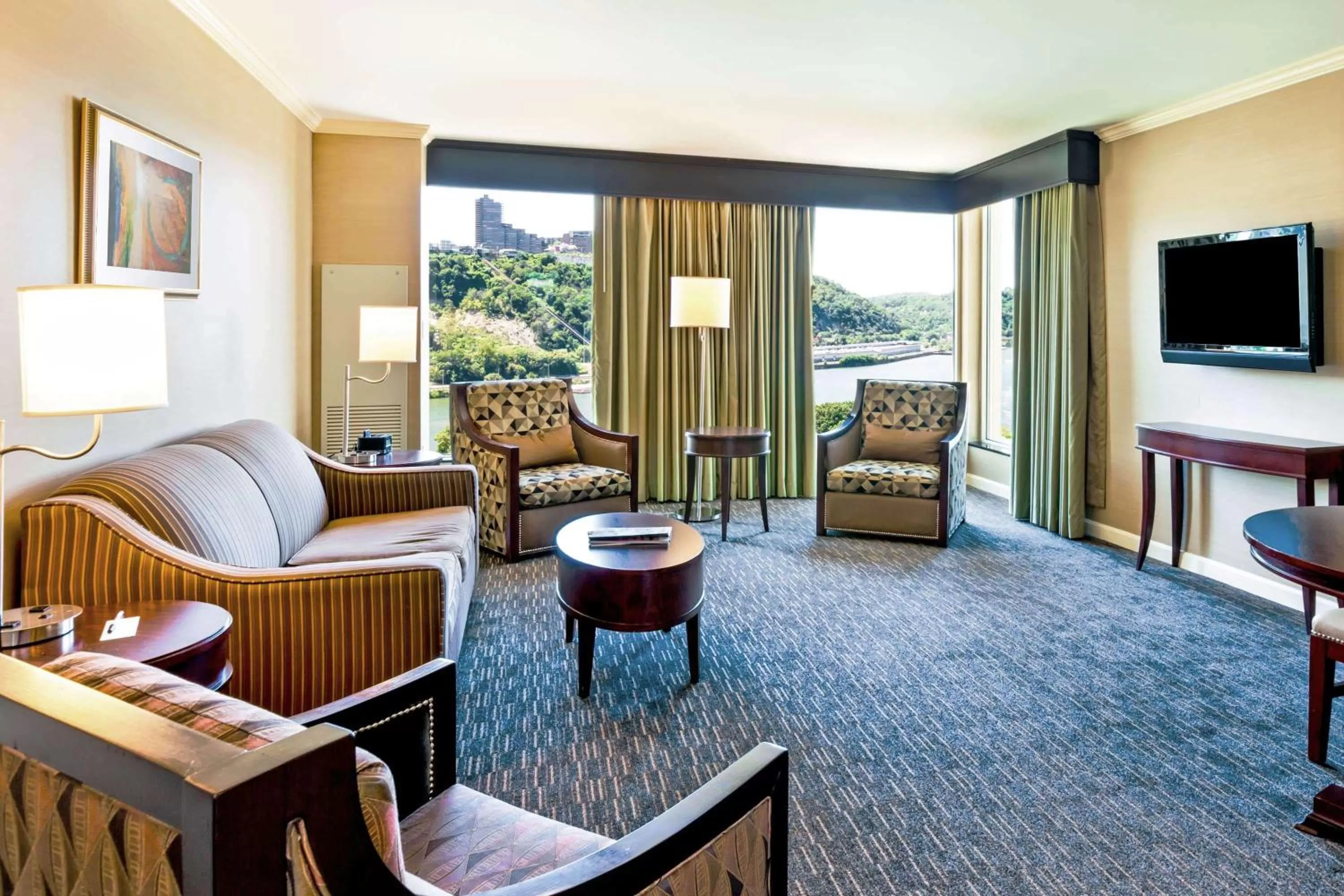 One-Bedroom Suite with Two Double Beds in Wyndham Grand Pittsburgh