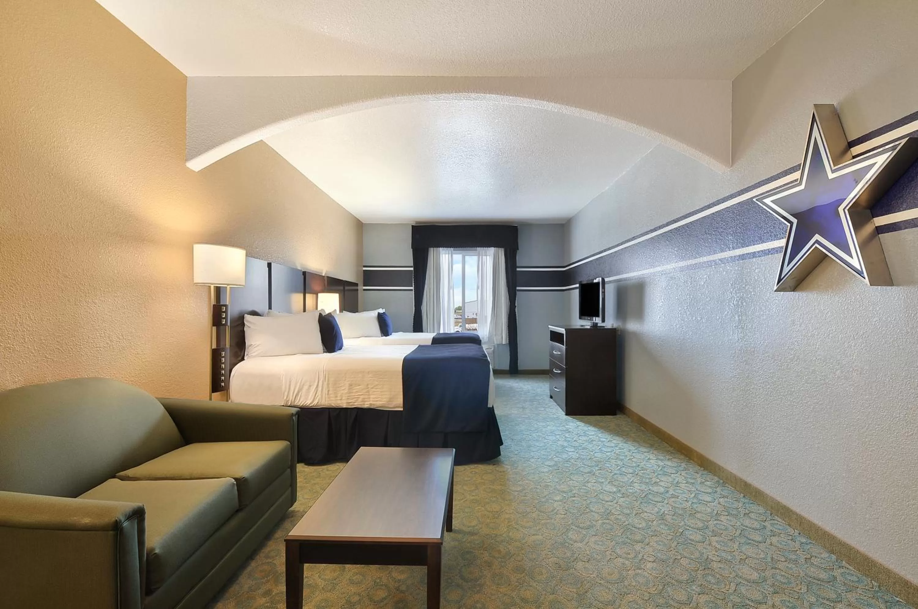 Business Queen Room with Two Queen Beds - Non-Smoking in Ramada by Wyndham South Waco