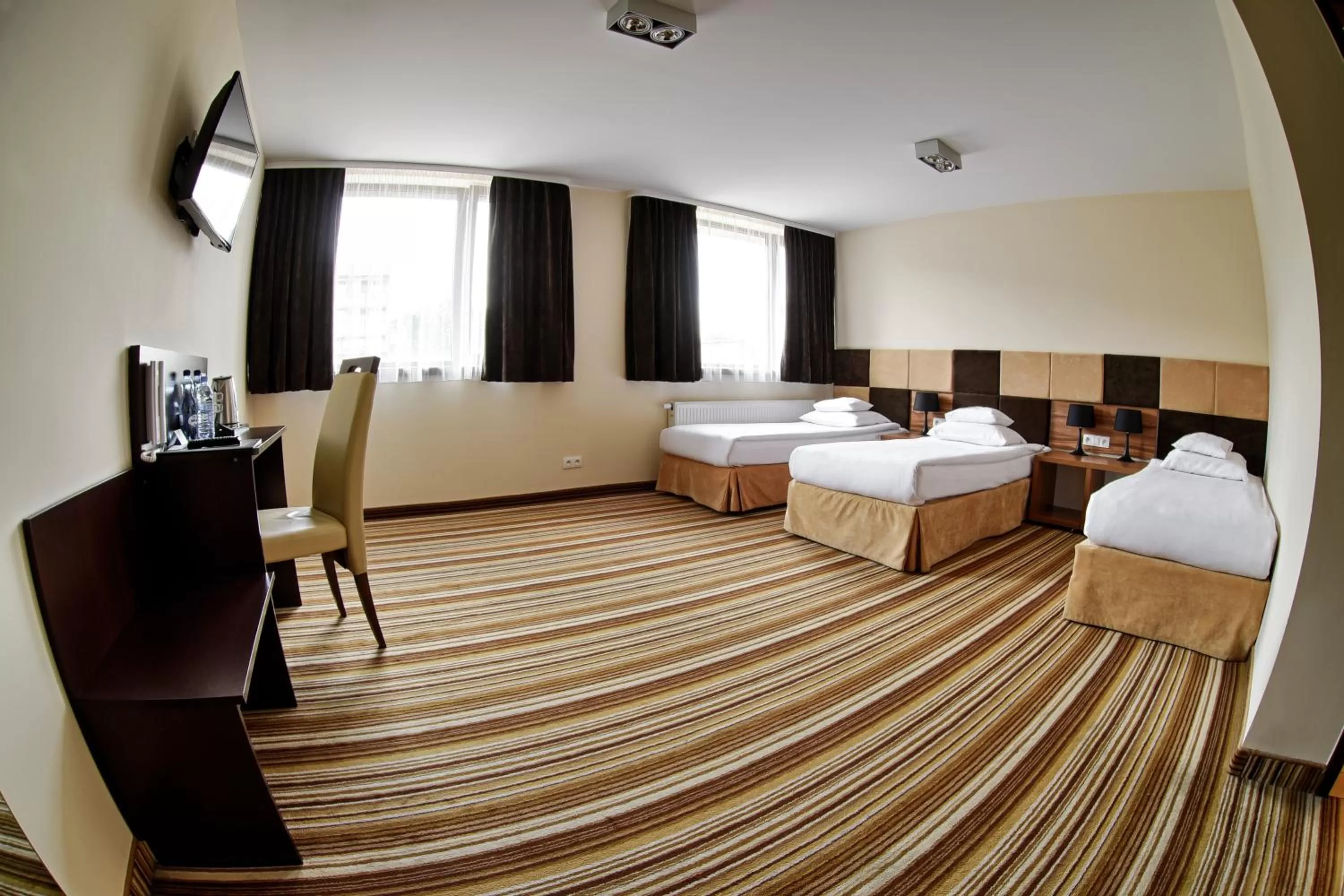 Standard Triple Room in Boutique Hotel's Kwiska - Legnicka