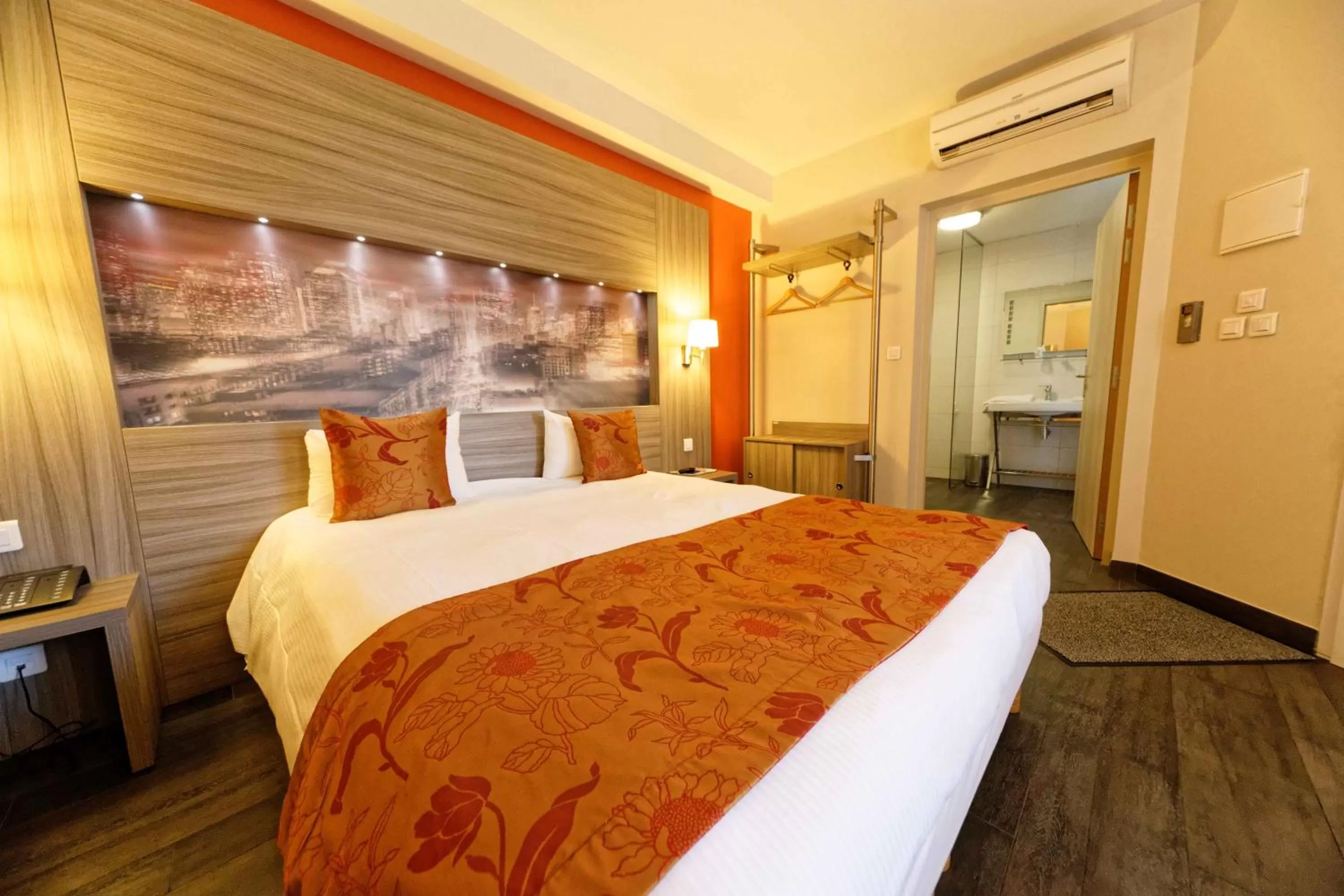 Superior Double Room in Charme Hôtel et Spa, Montbéliard Sud