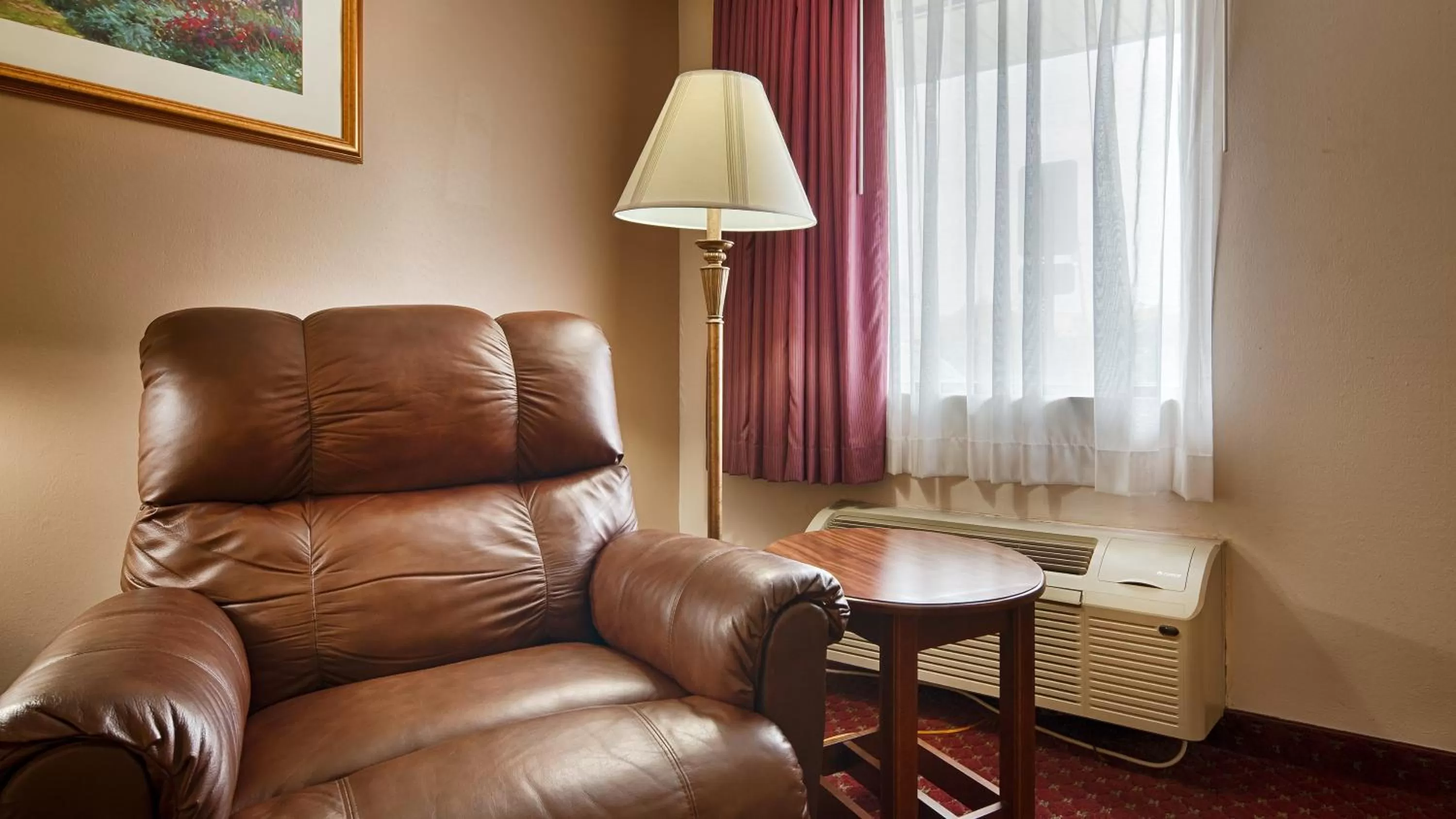 King Room - Non-Smoking in Super 8 by Wyndham McGehee