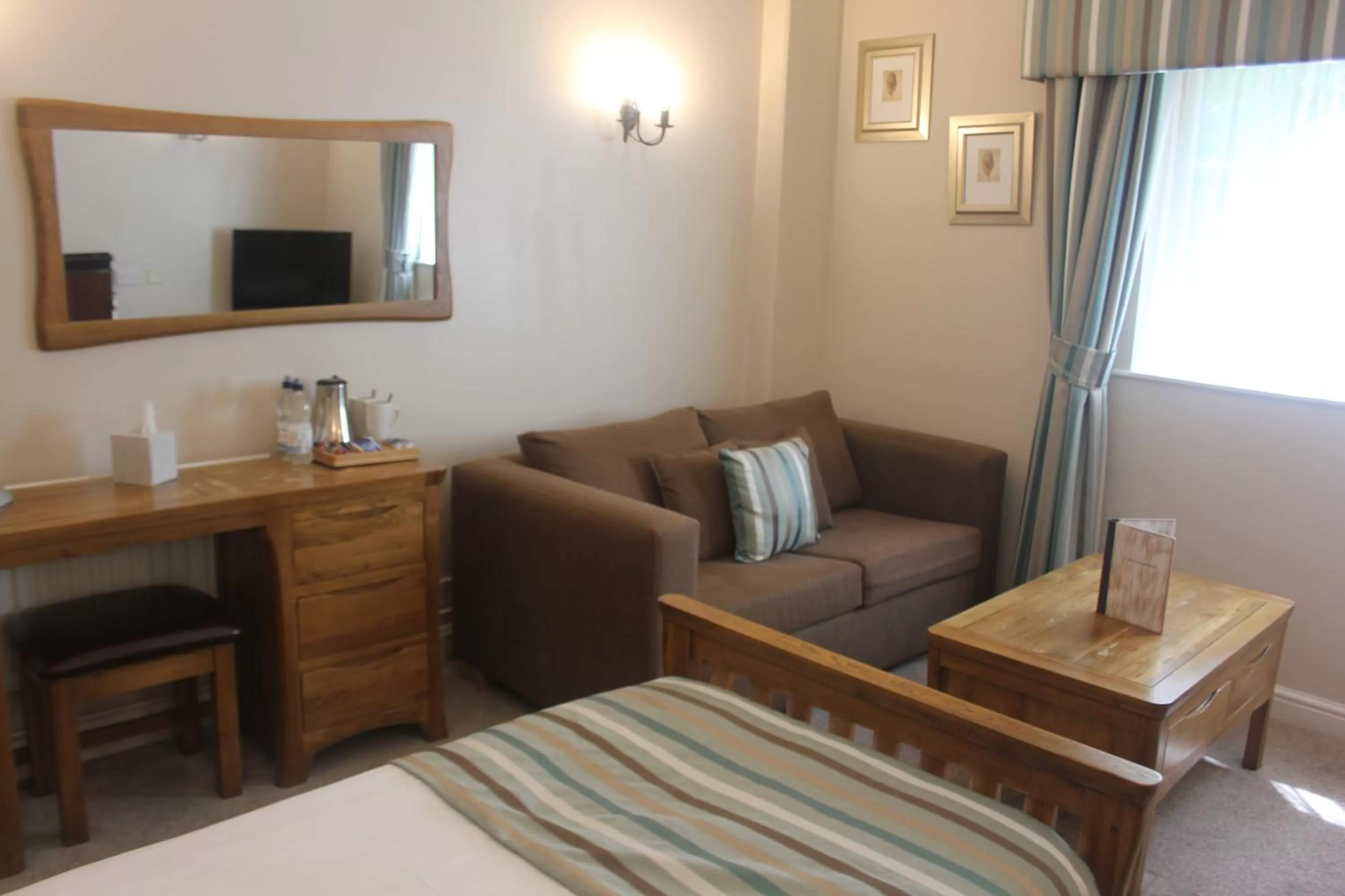 Superior Twin Room in Nant Ddu Lodge Hotel & Spa