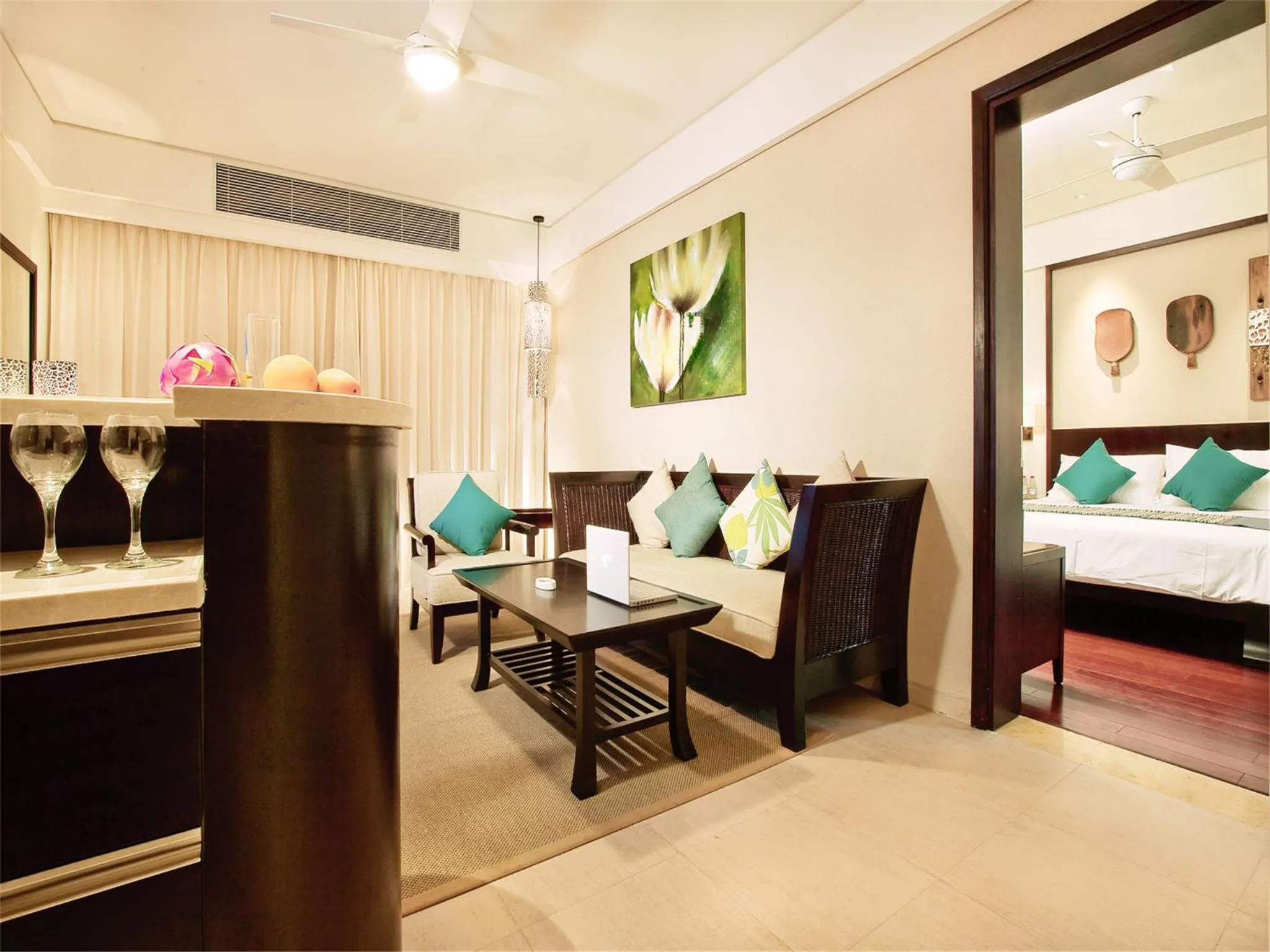 Two-Bedroom Family Suite in Howard Johnson Resort Sanya Bay