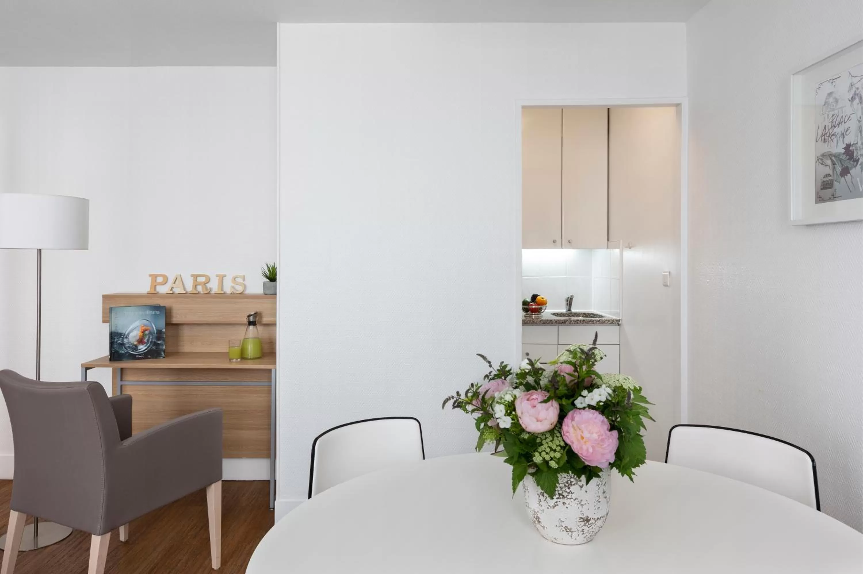 Apartment in Citadines Bastille Marais Paris