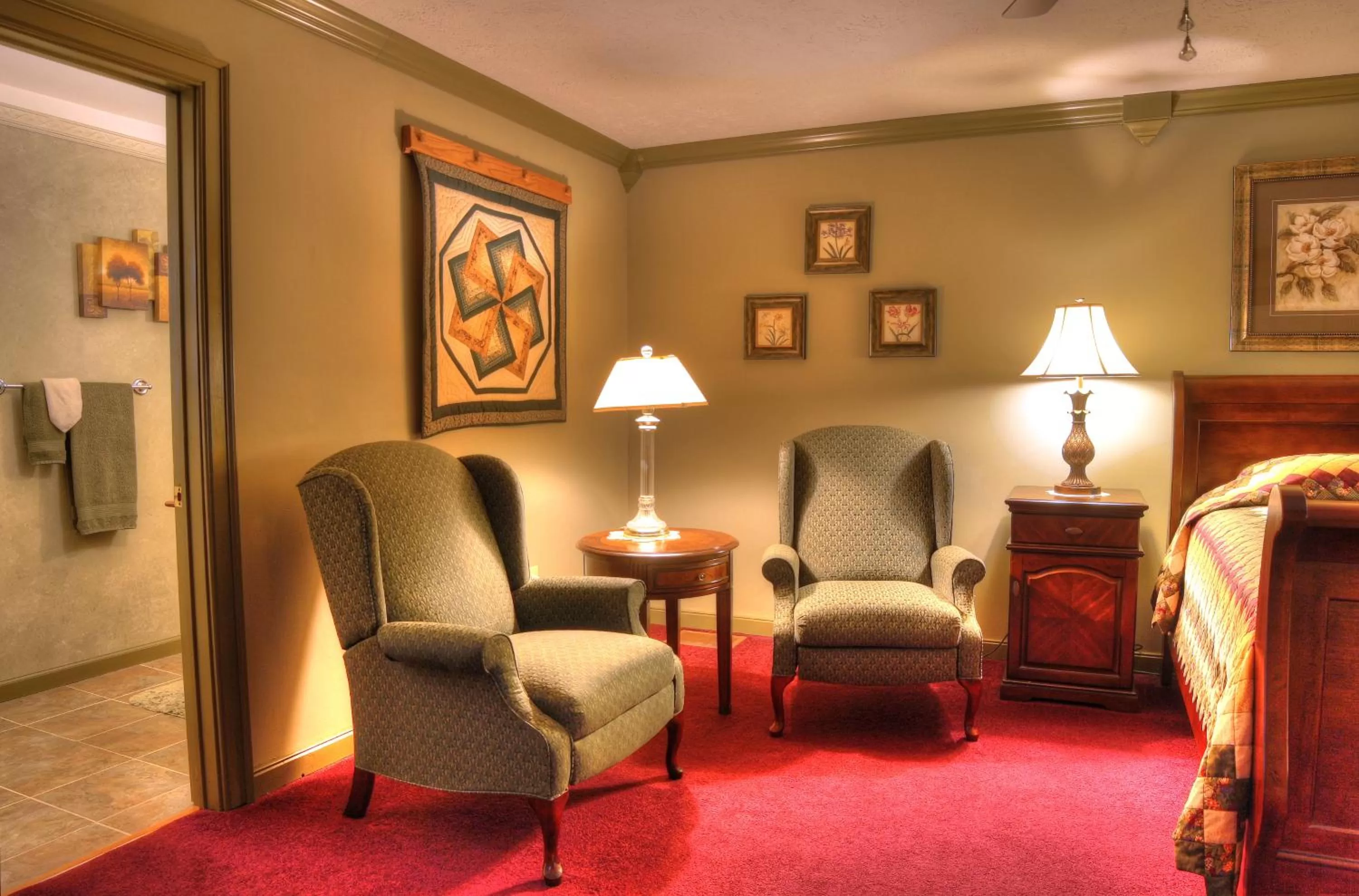 Standard Queen Room in Los Gatos Bed & Breakfast