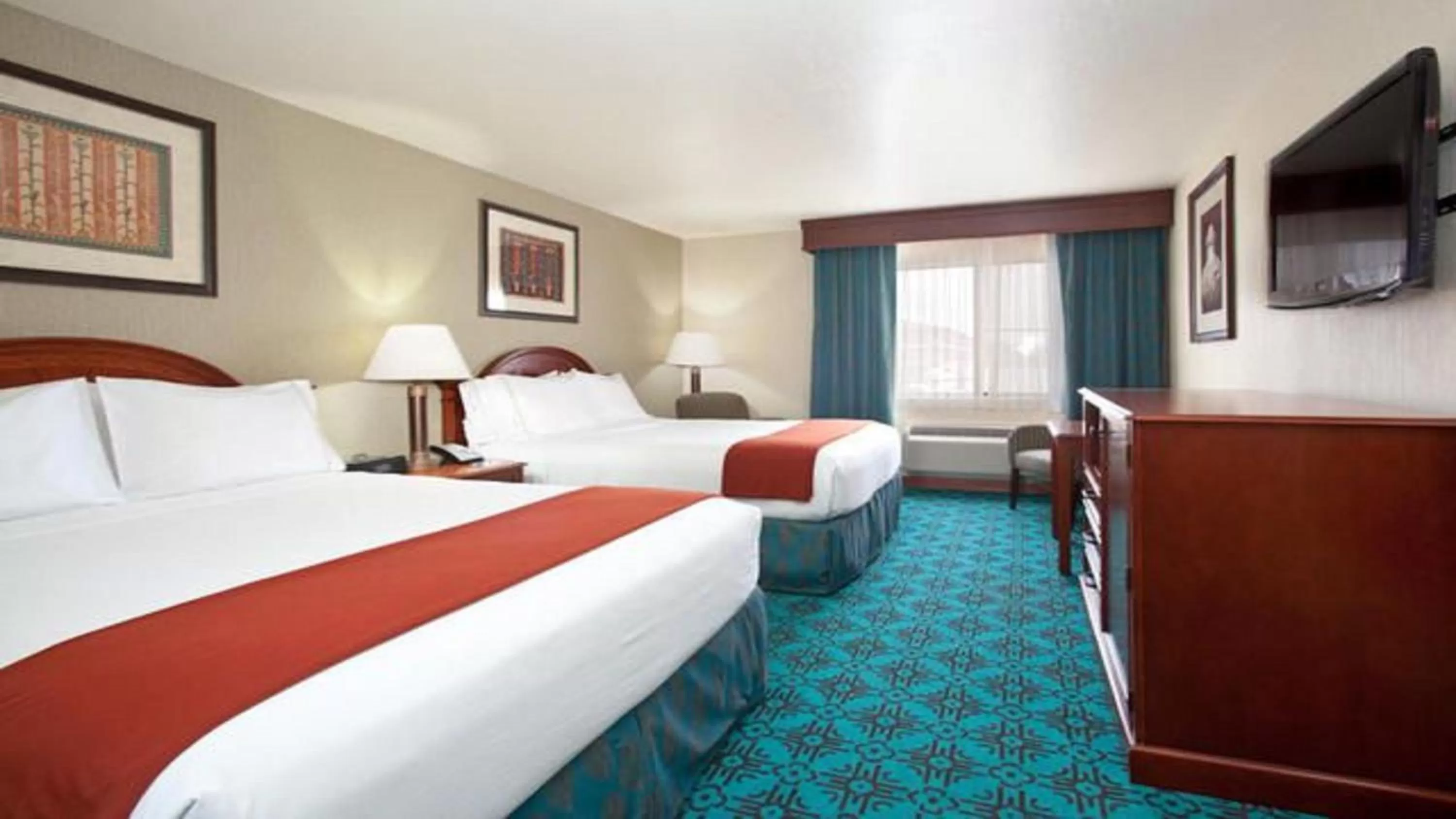 Standard Room with Two Queen Beds in Holiday Inn Express Mesa Verde-Cortez by IHG