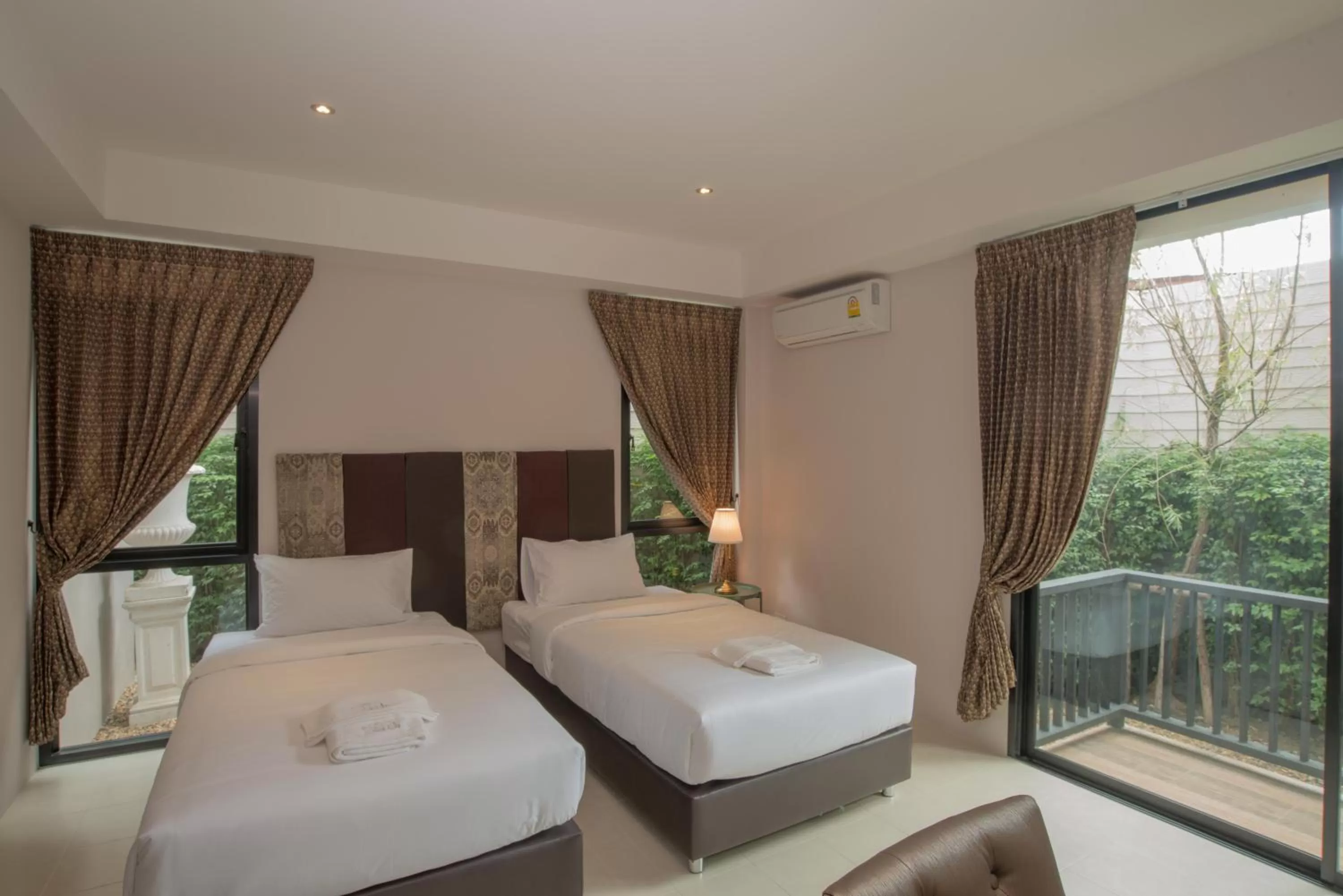 Twin Room with Garden View in Sri Ngachang