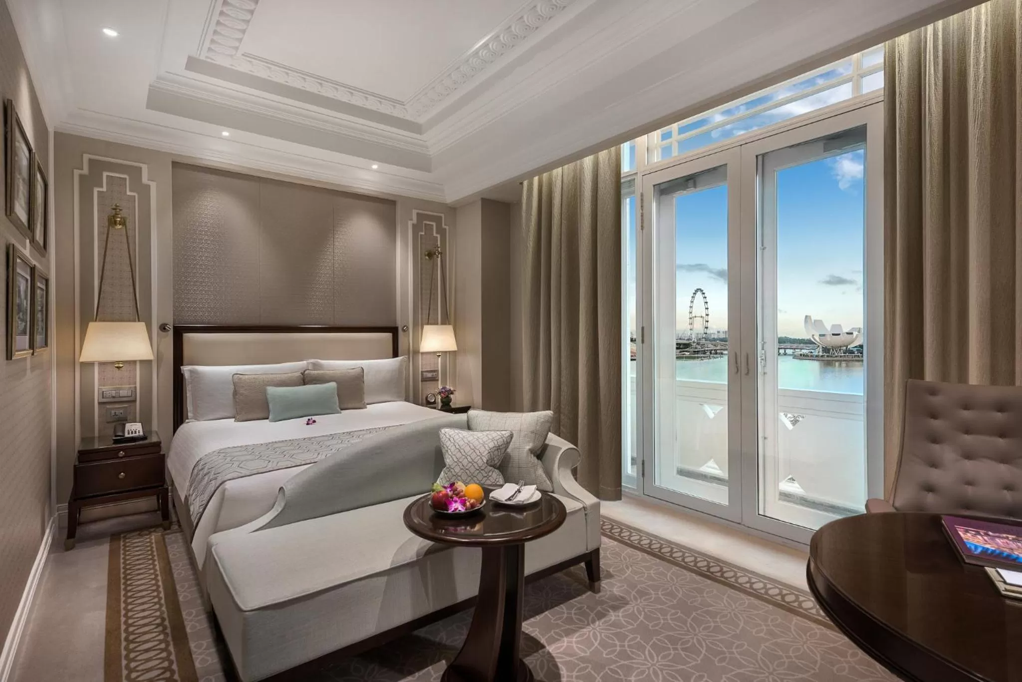 Taste the Good Life Package - Marina Bay View Room with Complimentary Breakfast and $100 SGD net flexible Dining Credits per stay in The Fullerton Hotel Singapore