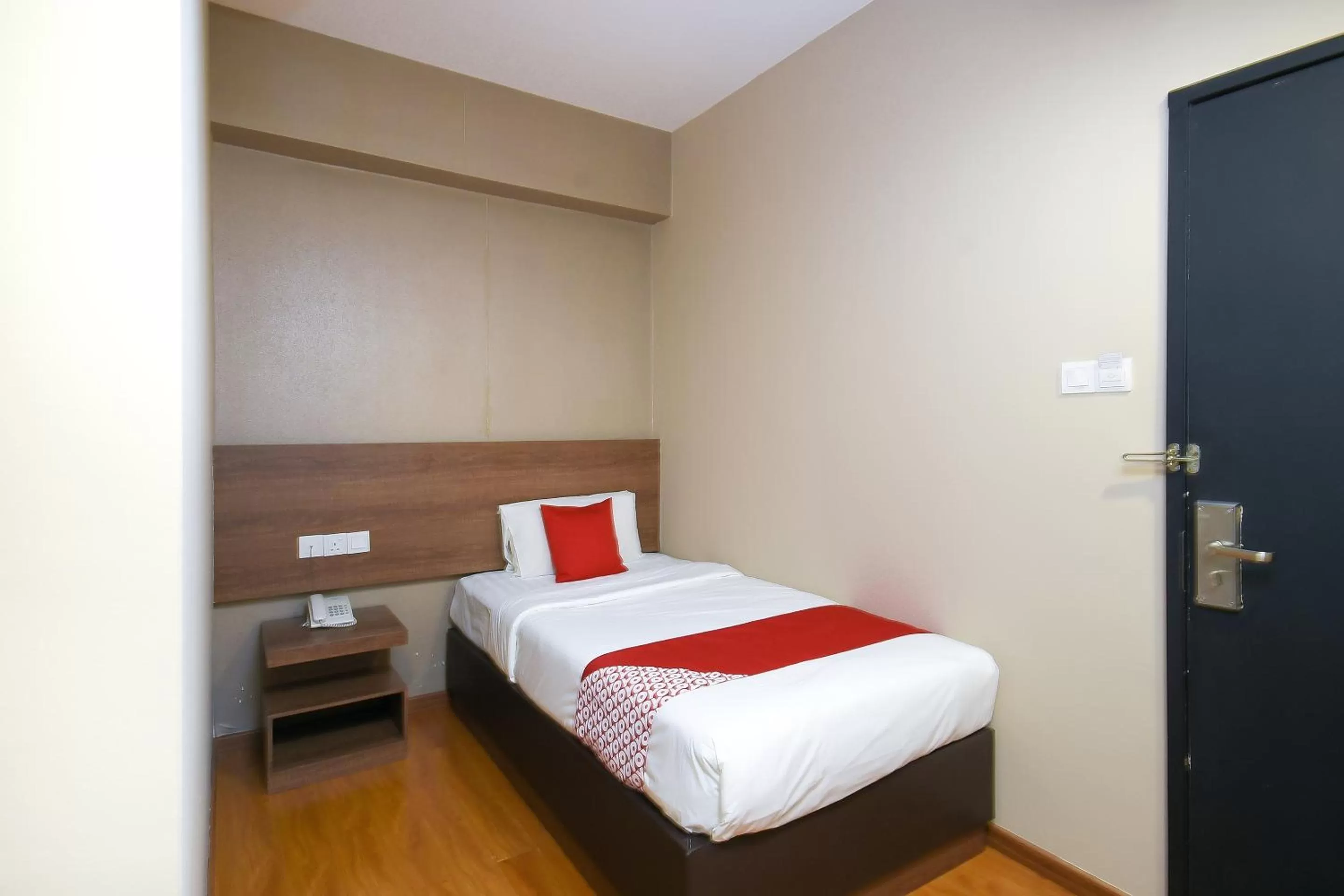 Standard Single Room - single occupancy in Hotel O Hong Kong Suites
