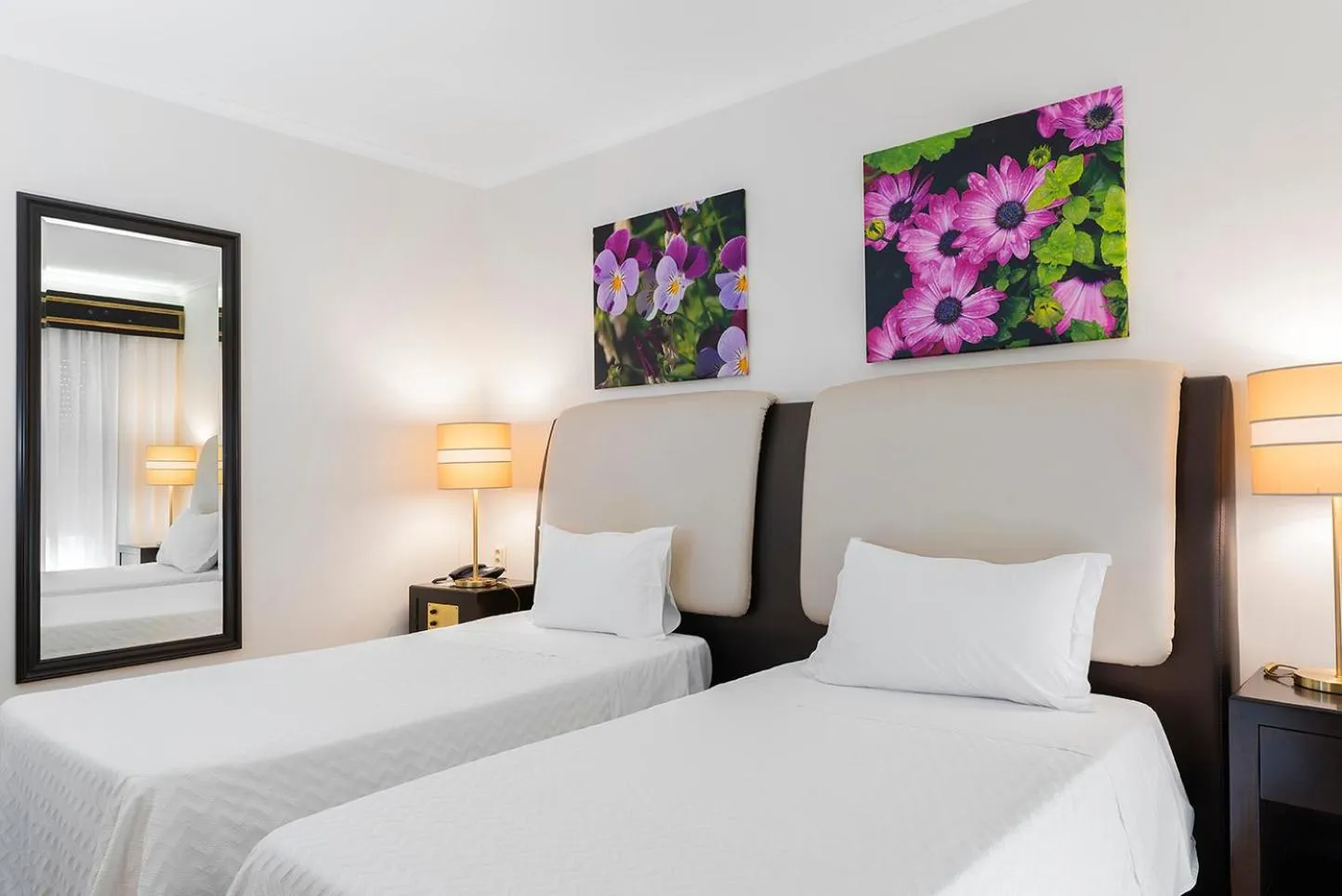 Twin Room in Hotel Jardim