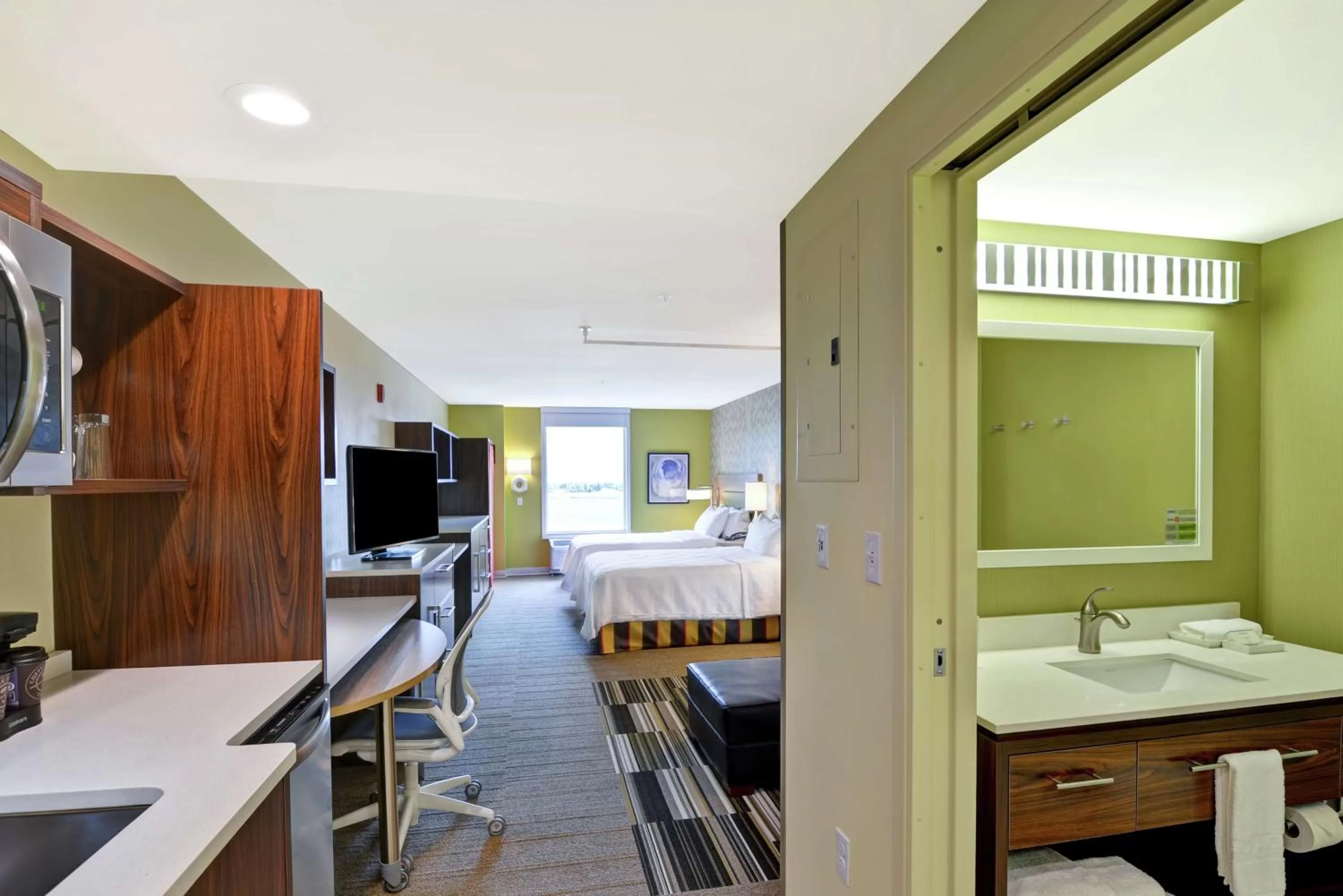 Queen Studio with Two Queen Beds - Non-Smoking in Home2 Suites By Hilton Helena