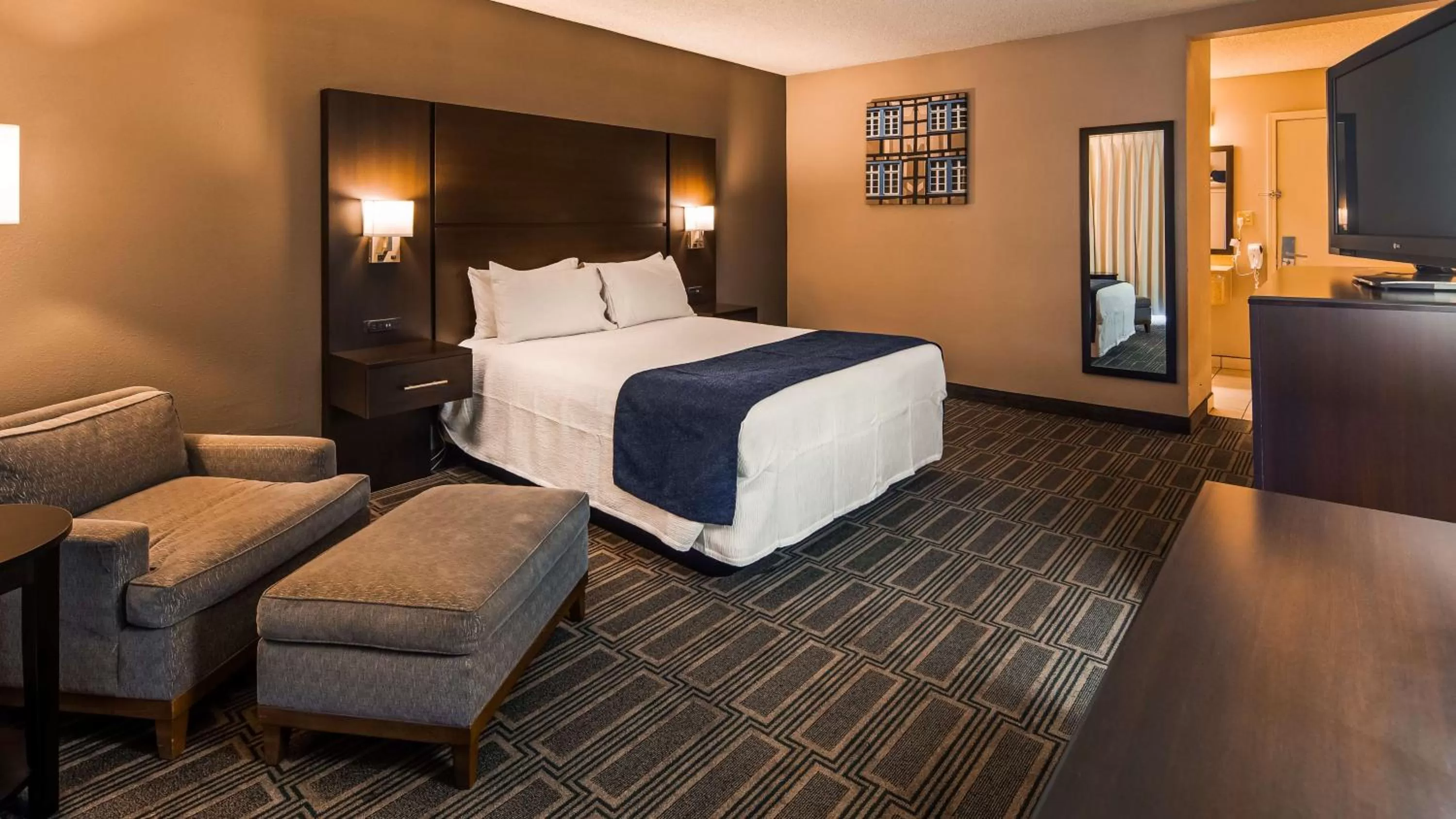 Queen Room - Communication Assistance/Non-Smoking in Best Western Andersen's Inn