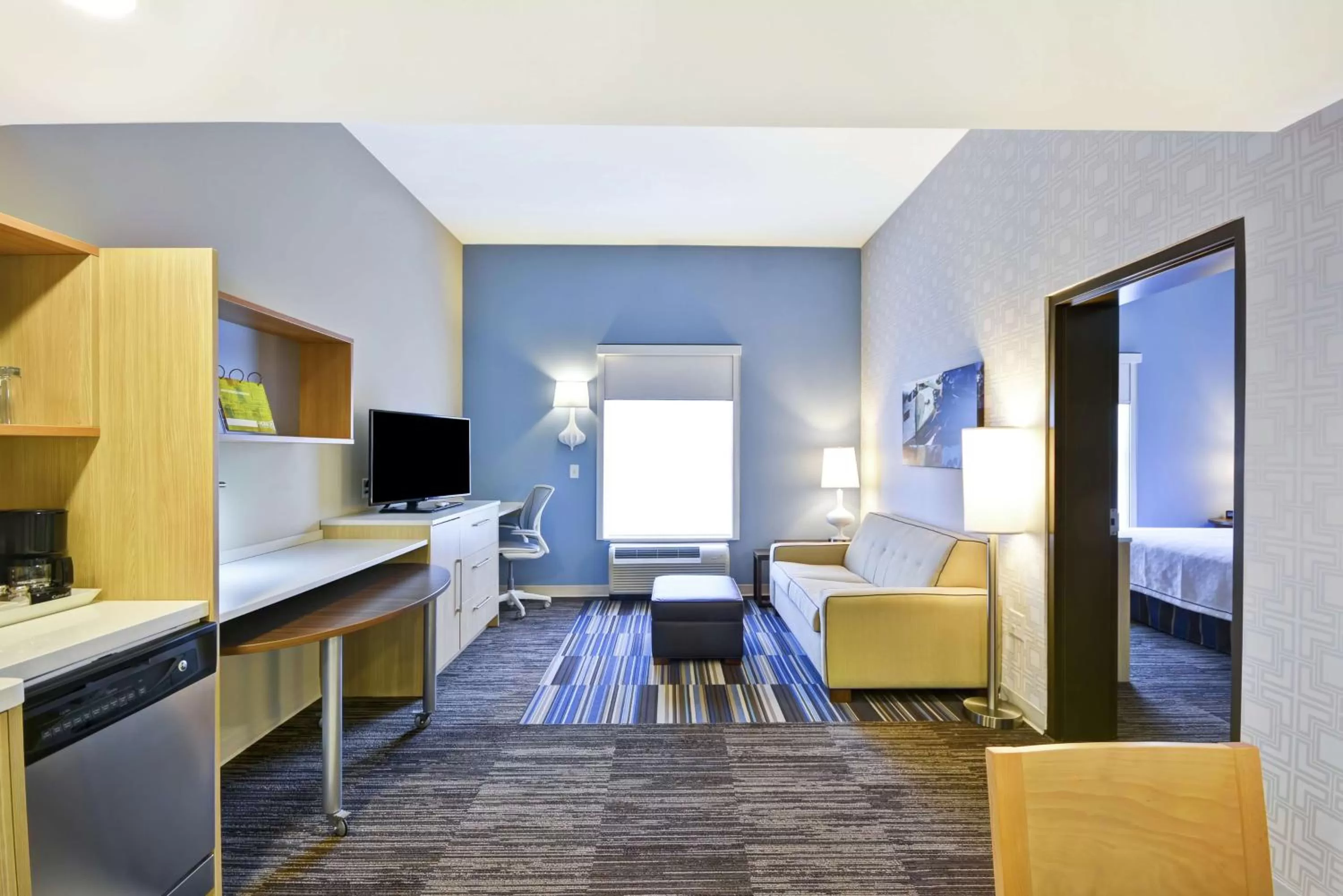 One-Bedroom King Suite - Non-Smoking in Home2 Suites By Hilton St. Simons Island