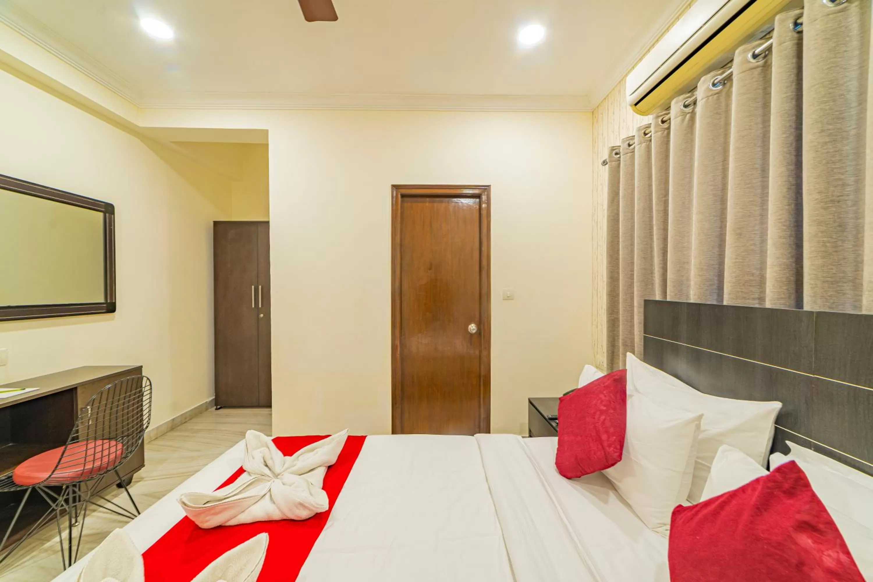 Standard Double or Twin Room - single occupancy in Hotel Athome , Whitefields, Kondapur