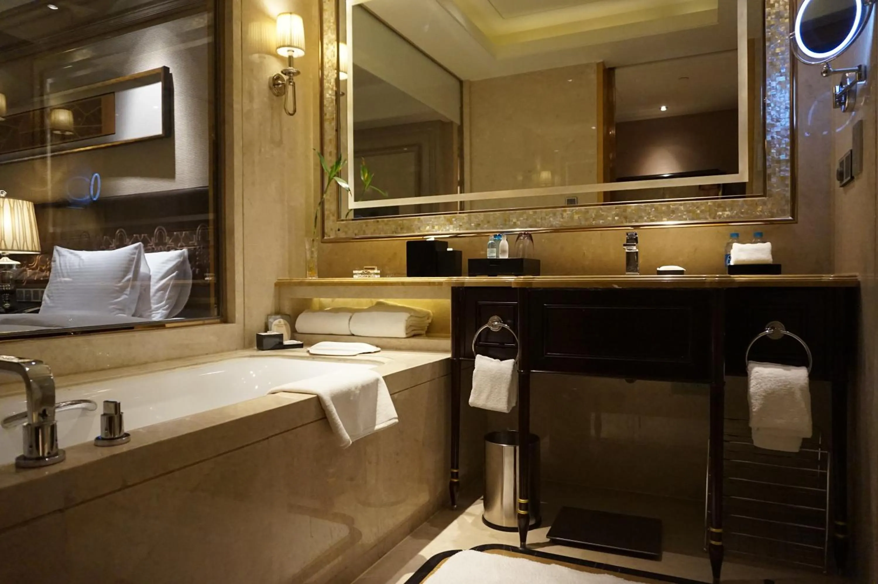 Suite in Wanda Realm Harbin Hotel