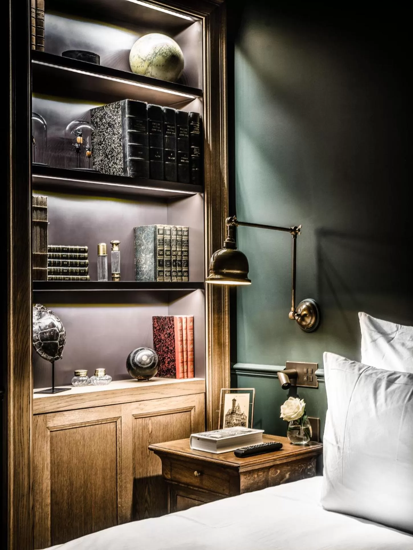 Duplex Standard King Room in 1898 The Post