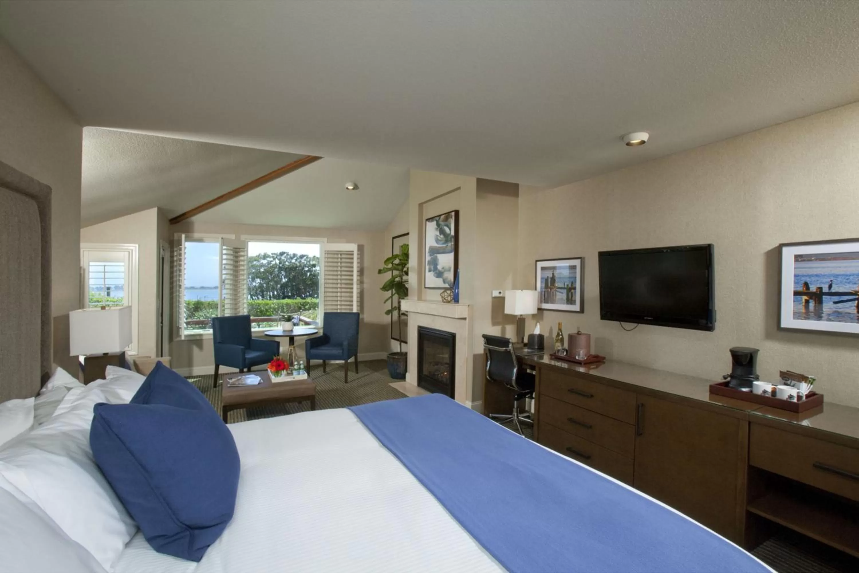 King Suite in The Inn at the Tides