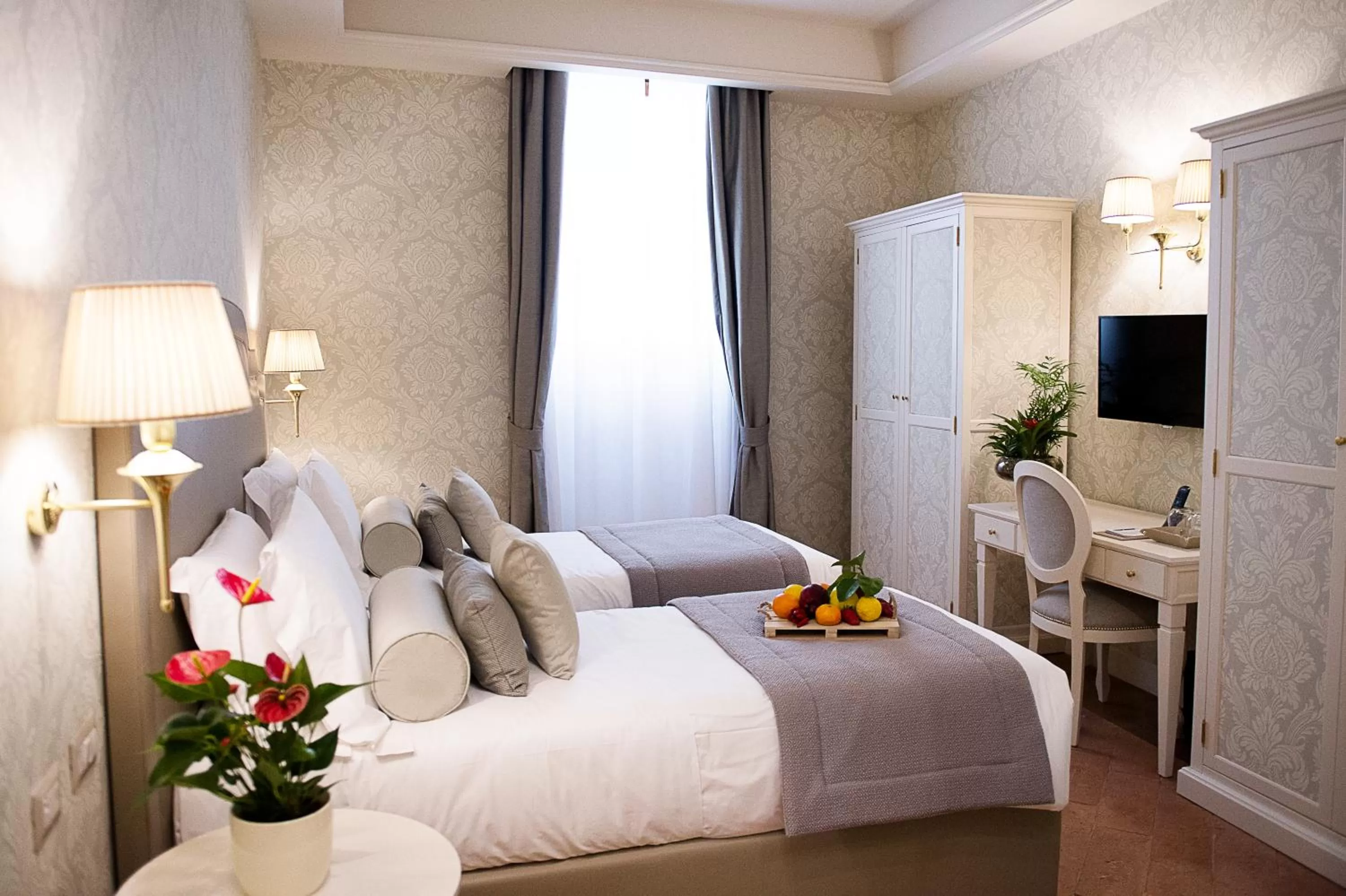 Deluxe Junior Suite in San Gemini Palace