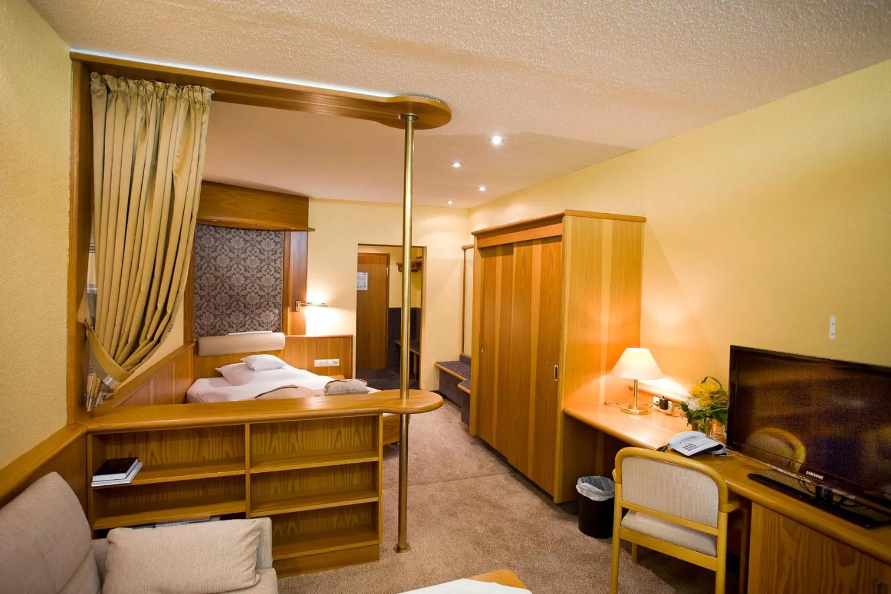 Comfort Queen Room with Balcony in Wellness-& Nationalpark Hotel Schliffkopf, BWSC