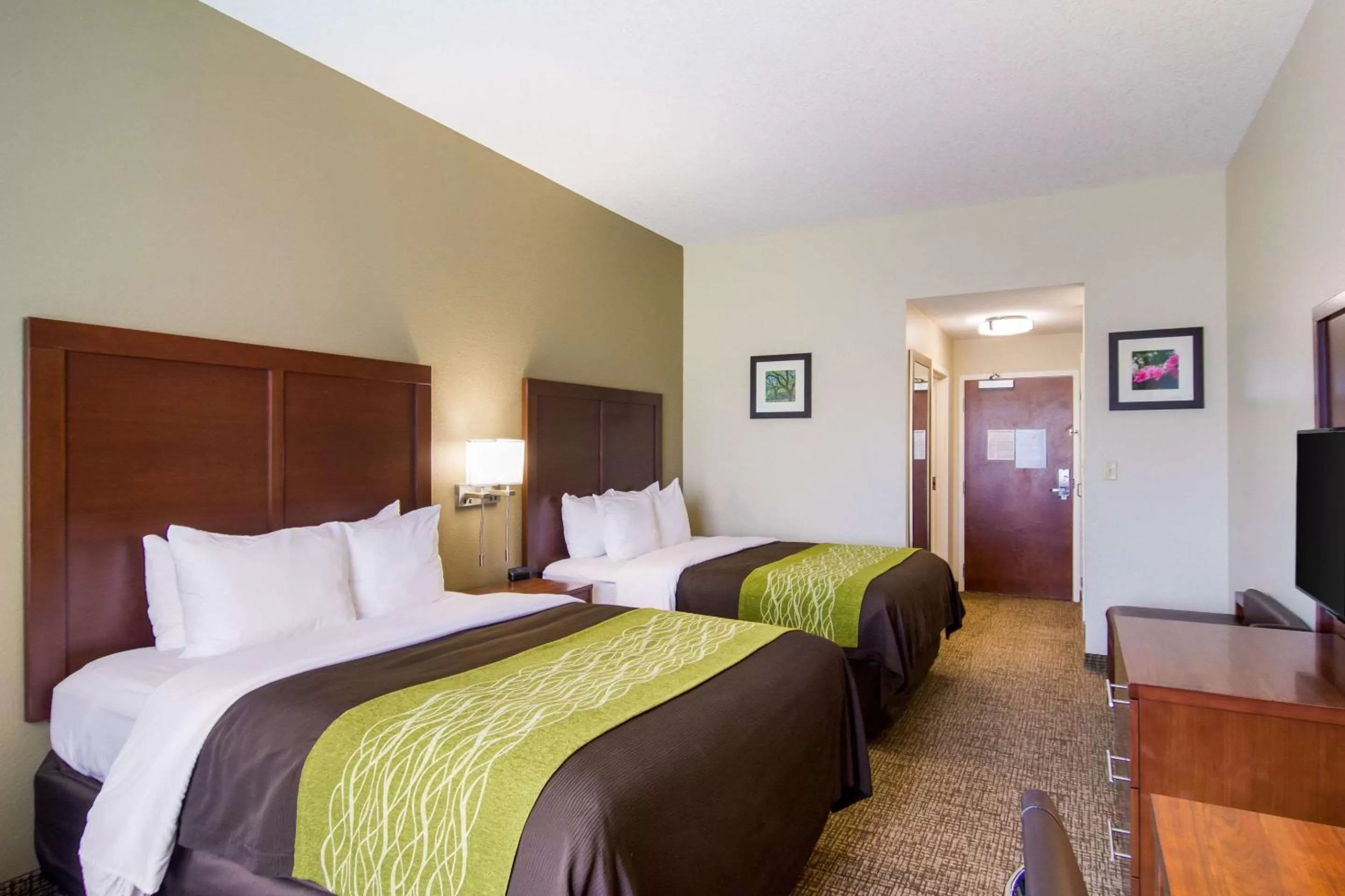 Queen Room with Two Queen Beds - Non-Smoking in Comfort Inn Blackshear Hwy 84