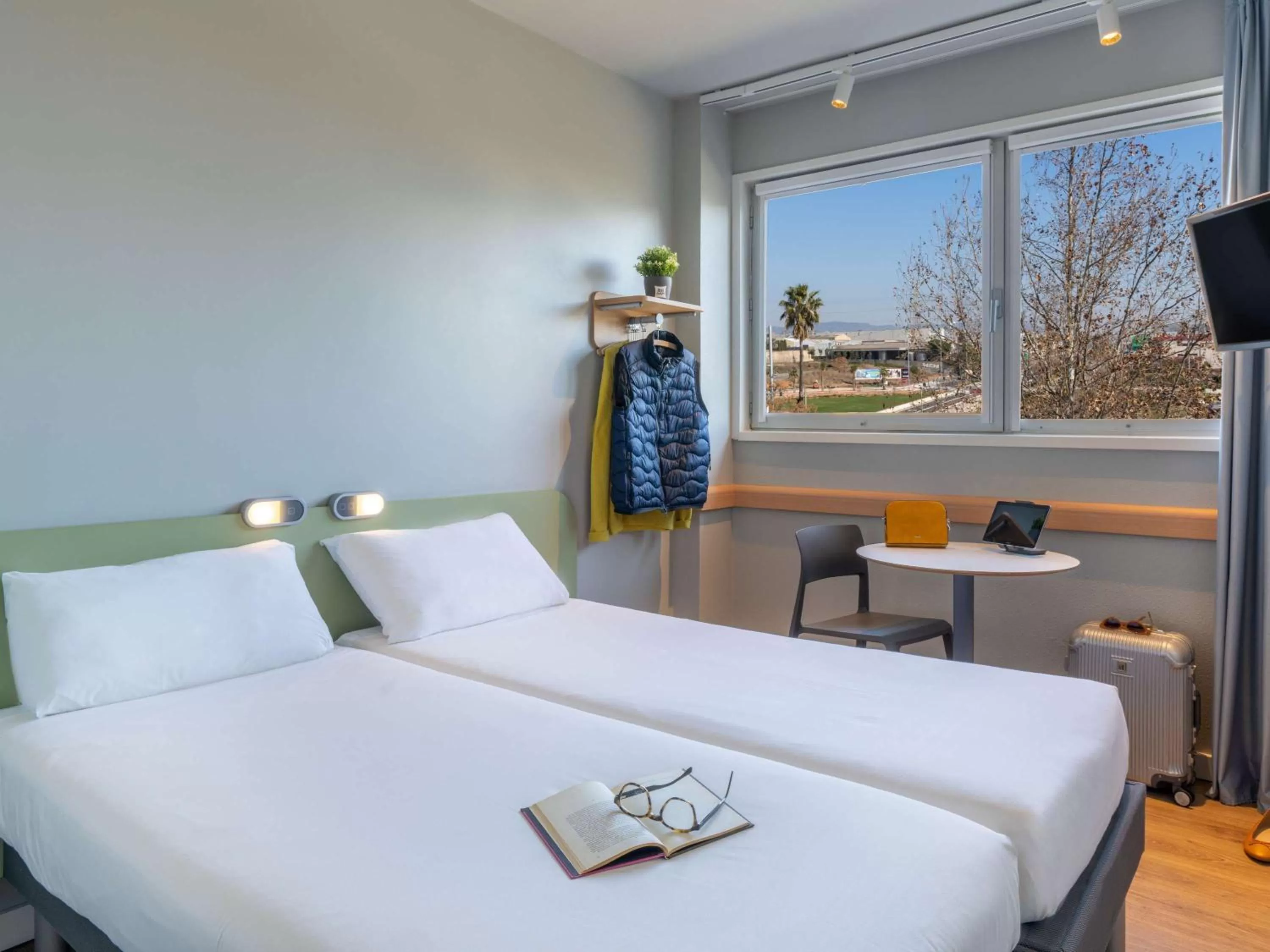 Superior Twin Room in Ibis Budget Barcelona Viladecans