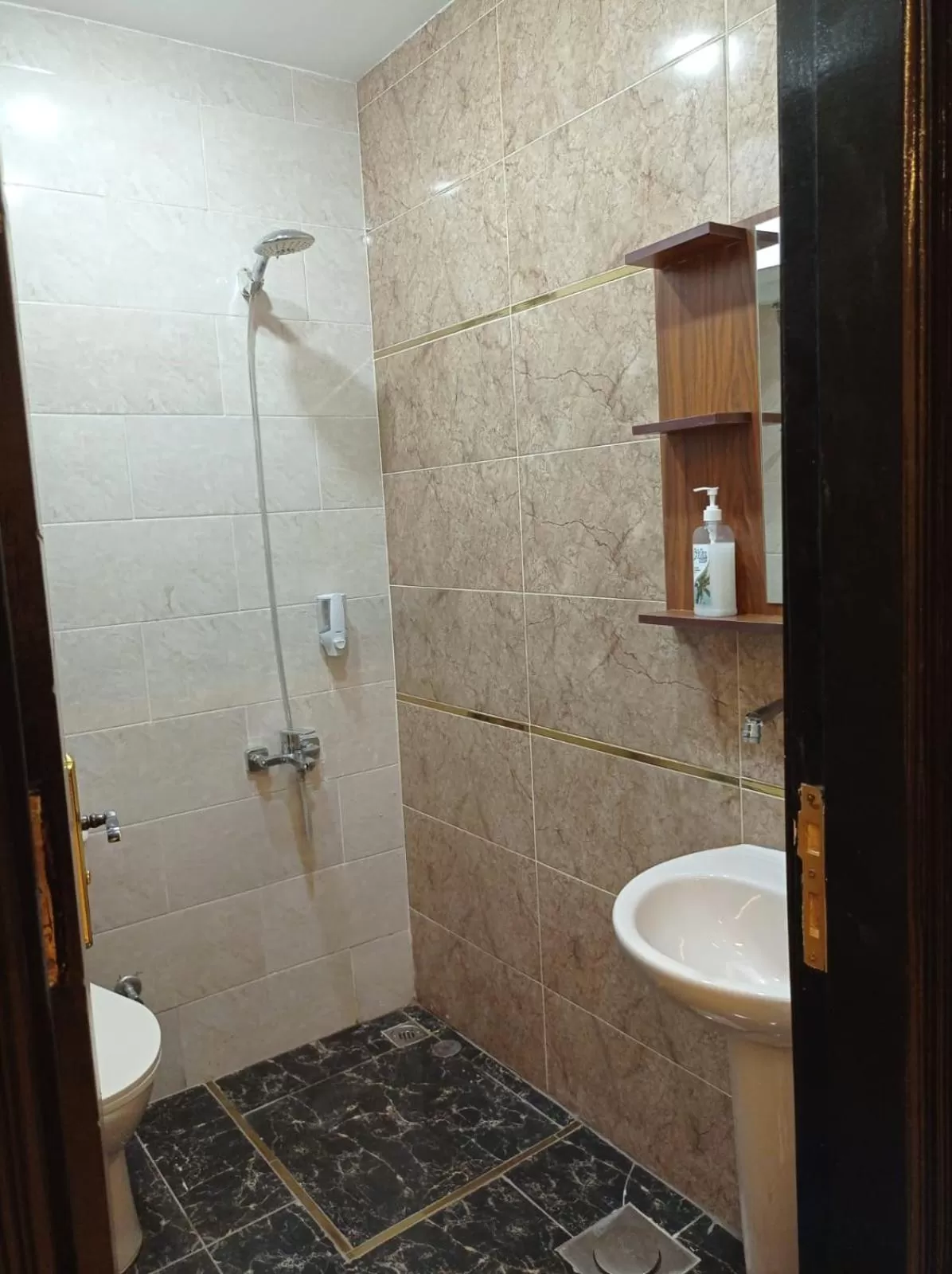 Deluxe Double Room with Balcony in Royal Pyramids Inn