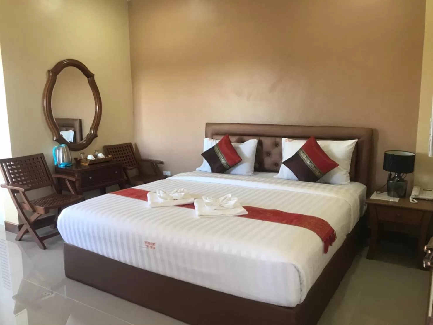 Superior Queen Room in SK Resort Pattaya
