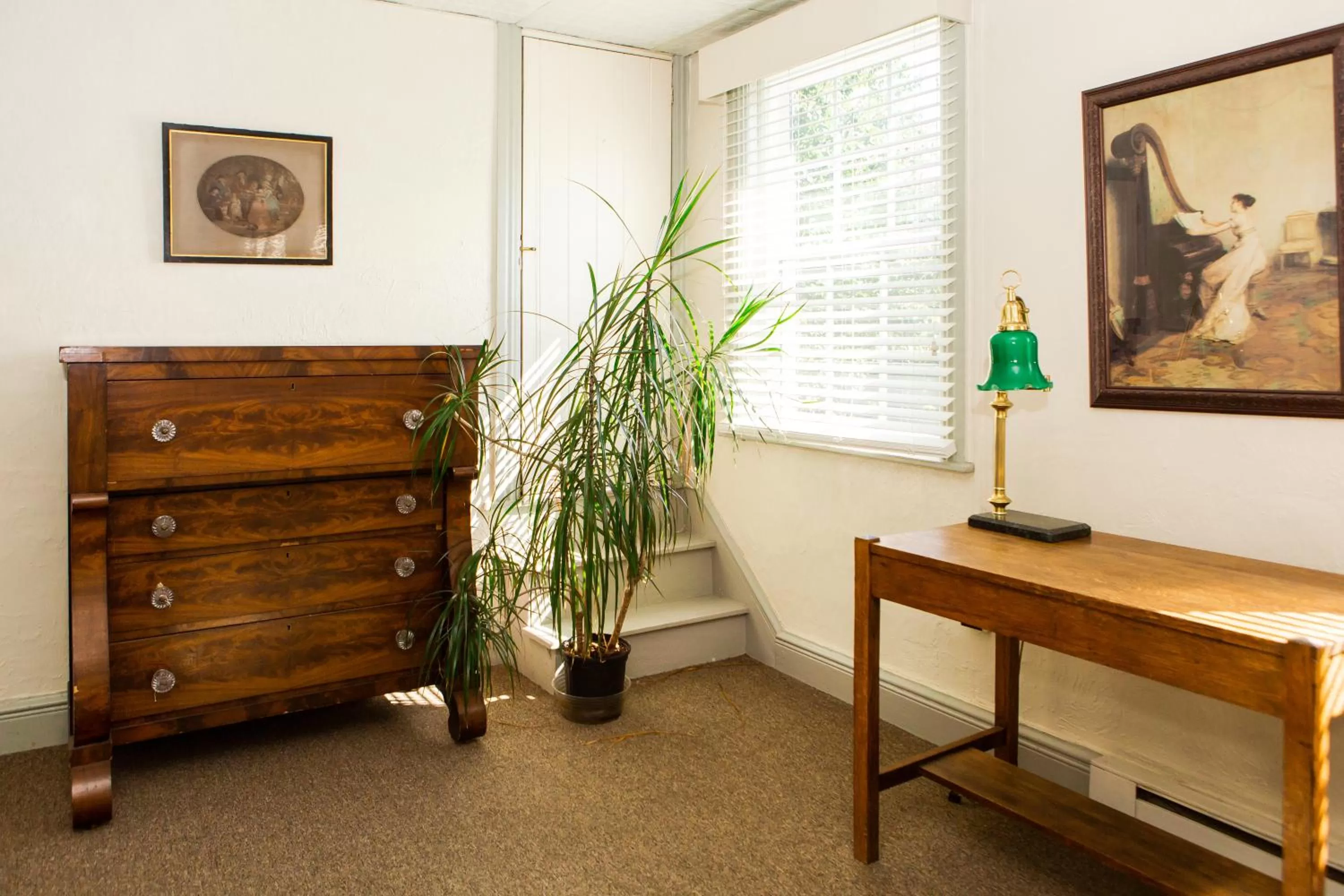 Family Double Room in James Buchanan Hotel, Trademark Collection by Wyndham