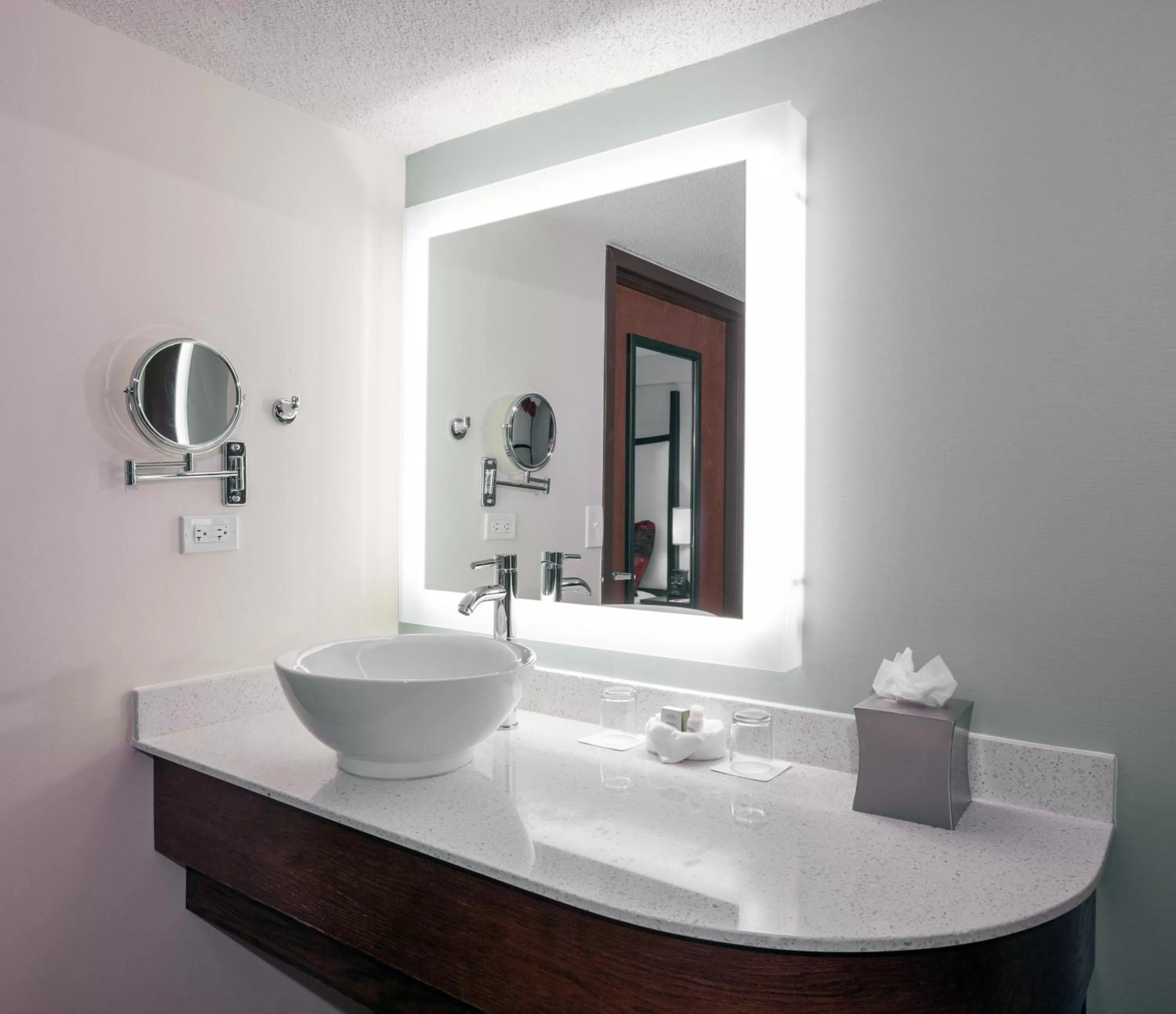 Standard King Room with Sofa Bed - Non-Smoking in Hotel Indigo Chicago - Vernon Hills by IHG