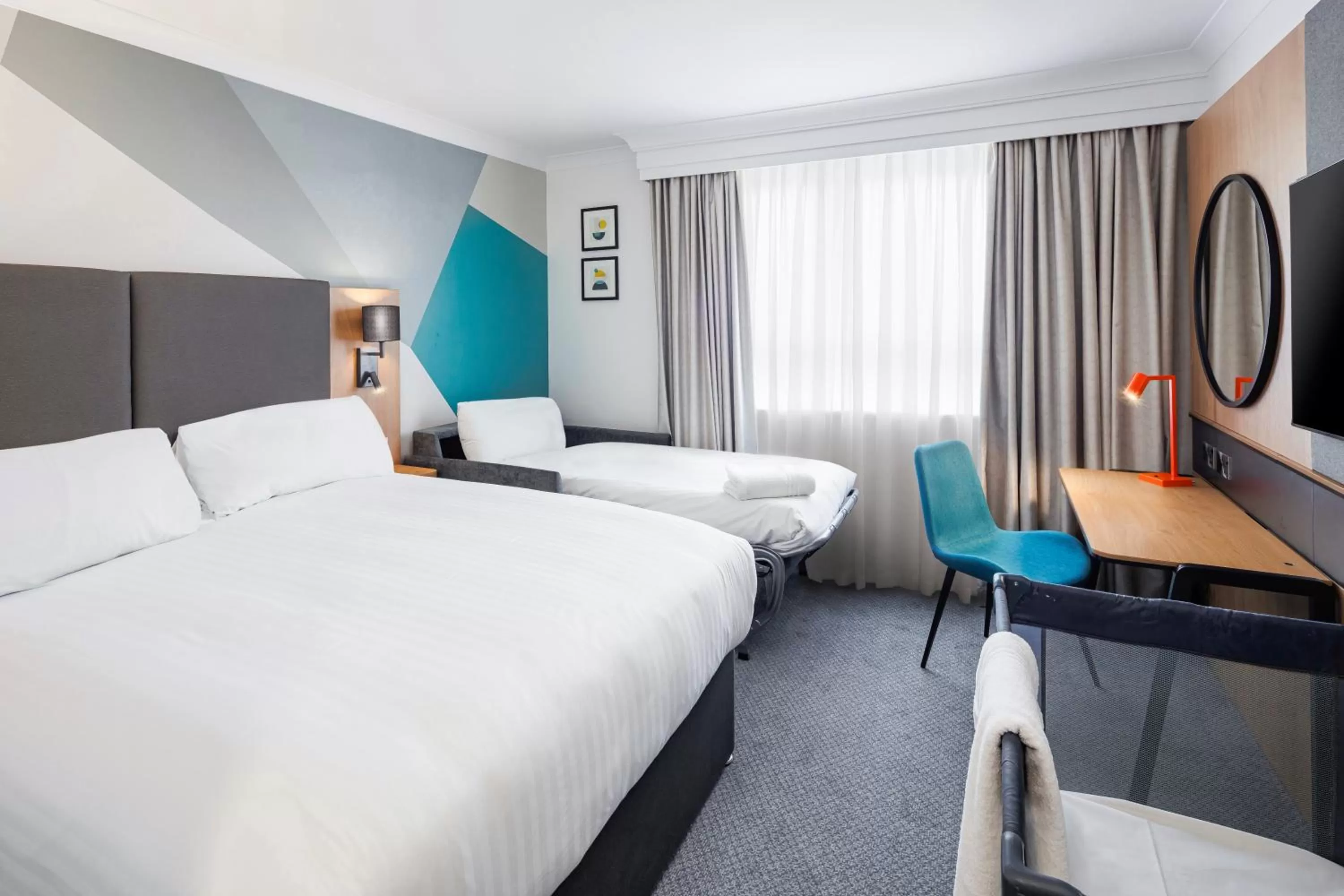Double Room with Sofa Bed - Non-Smoking in Holiday Inn Aylesbury by IHG