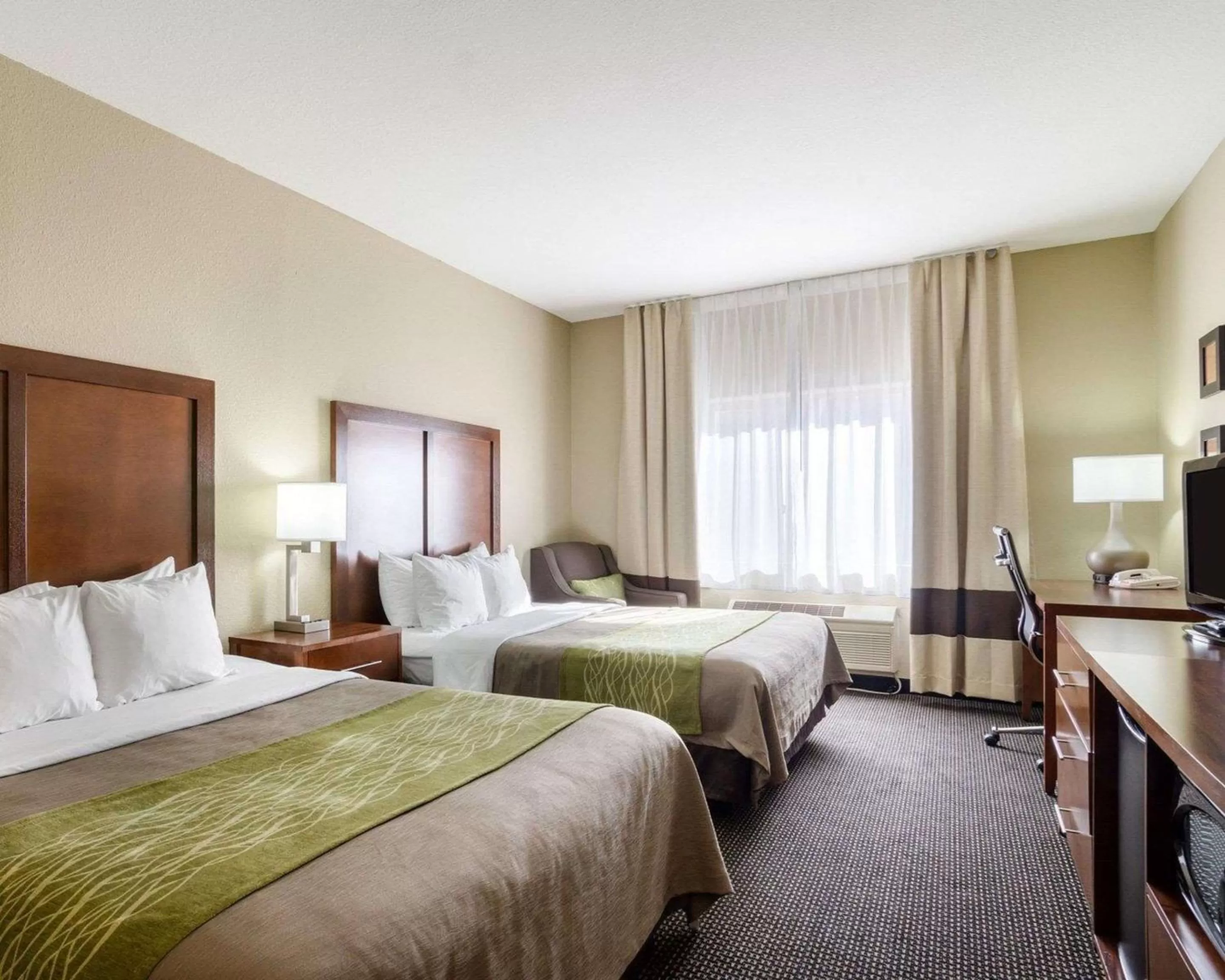Queen Room with Two Queen Beds - Non-Smoking in Comfort Inn