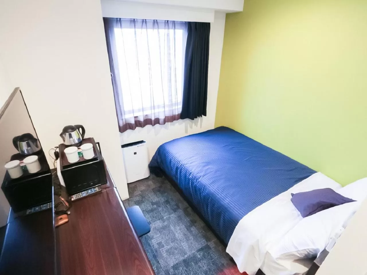 Double Room with Small Double Bed - single occupancy - Smoking in HOTEL LiVEMAX Niigata Ekimae