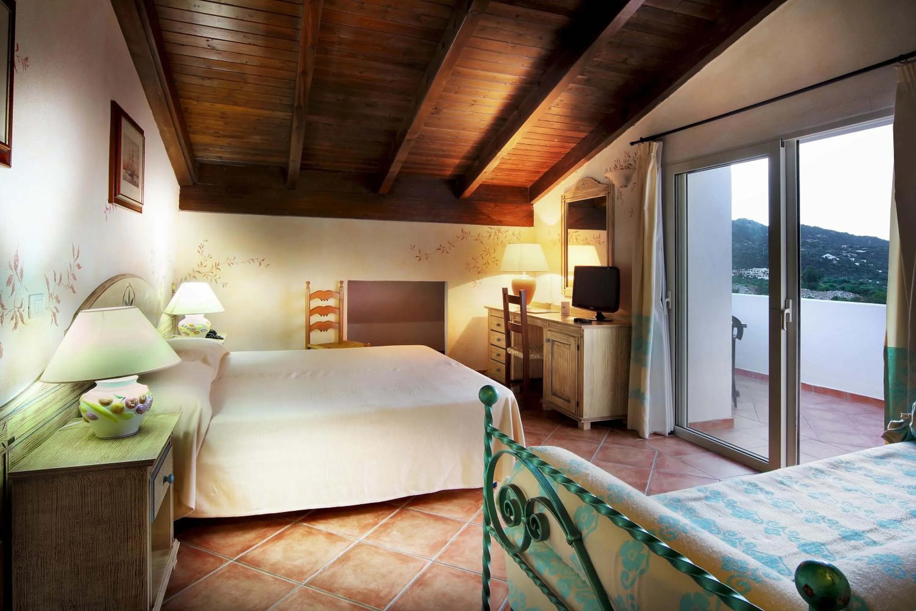 Double or Twin Room with Sea View and Balcony in Colonna Beach Hotel Marinella