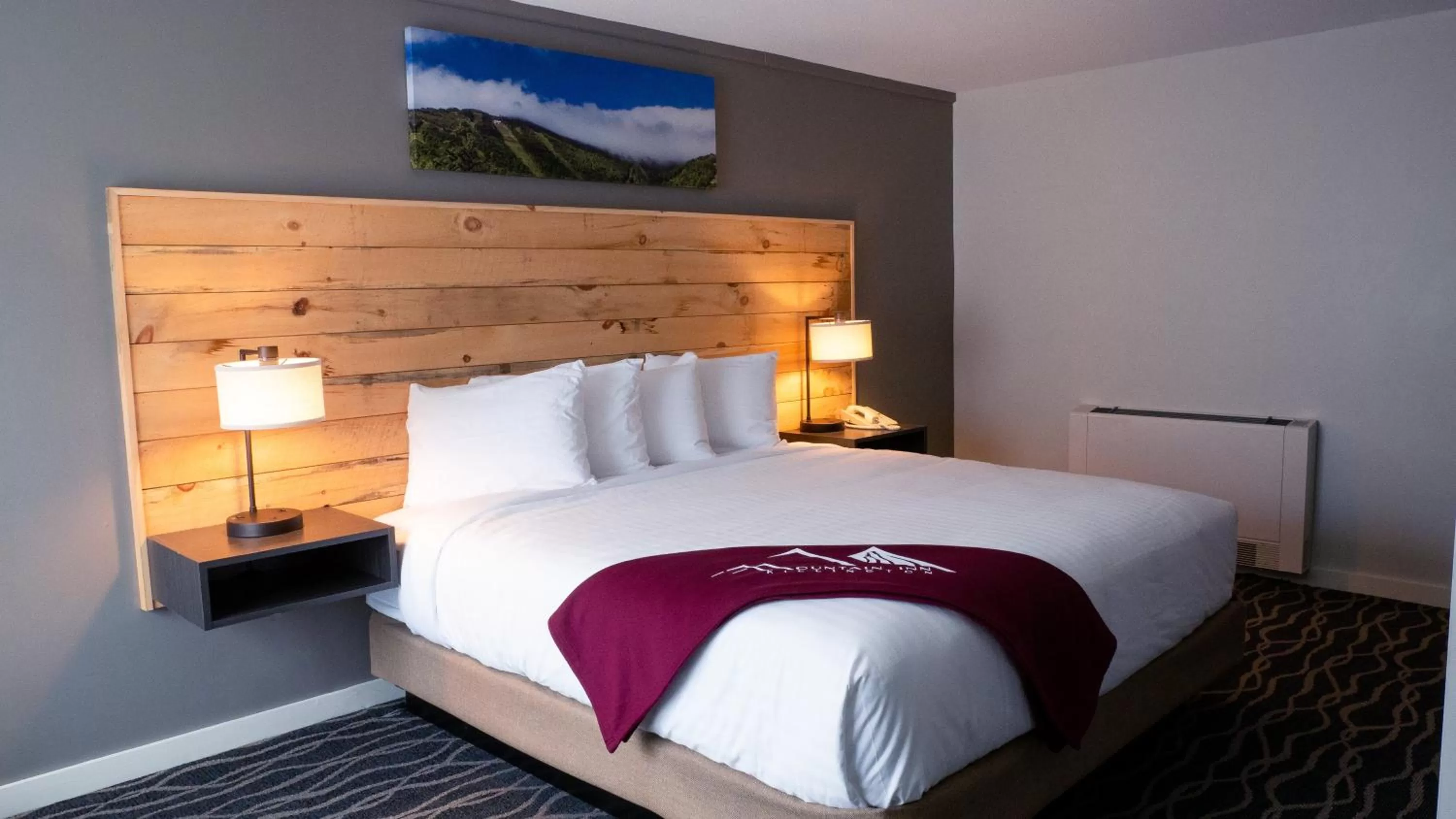 King Room - Disability Access in Mountain Inn at Killington