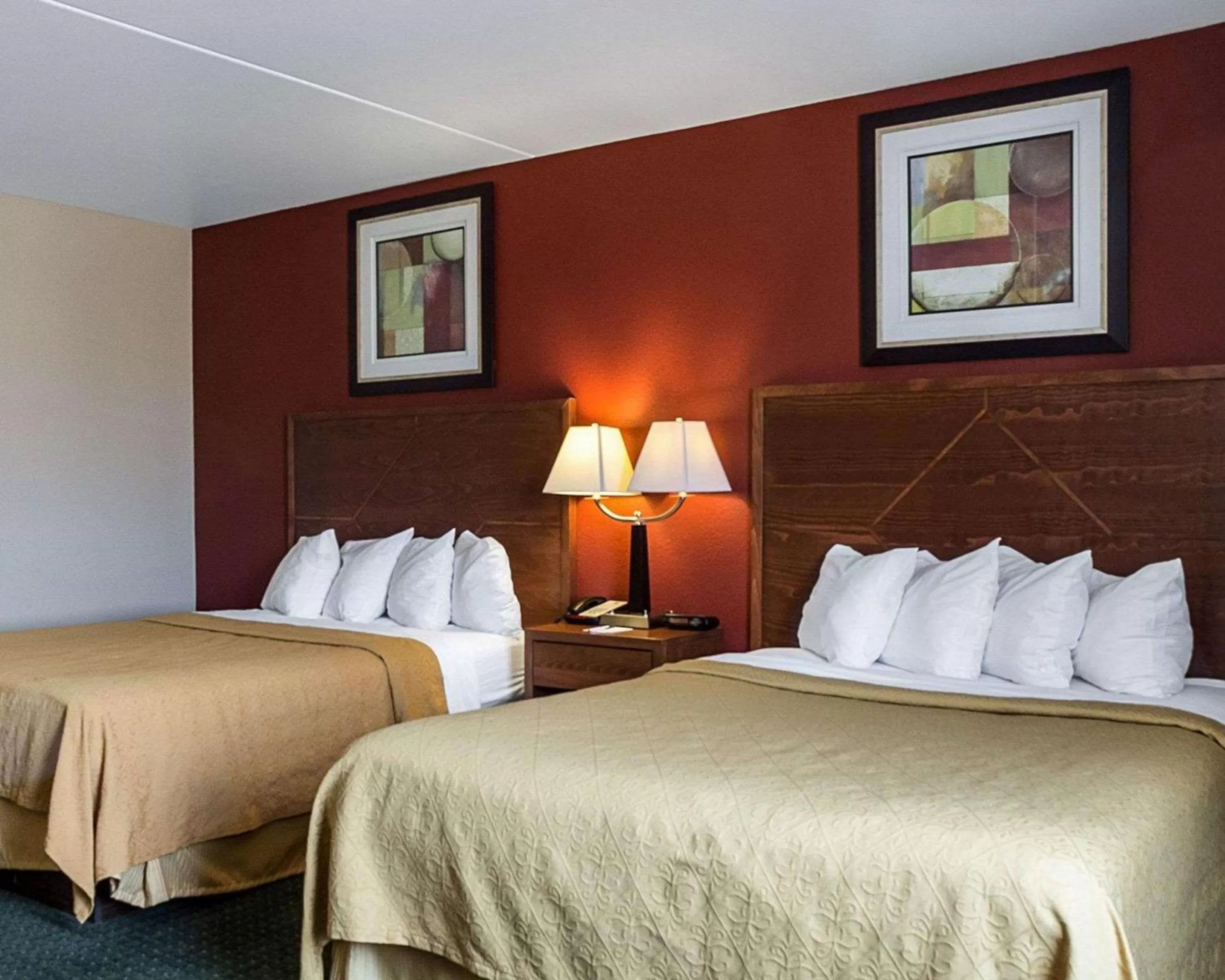 Queen Room with Two Queen Beds - Non-Smoking in Baymont by Wyndham Jamestown Conference Center & Water Park
